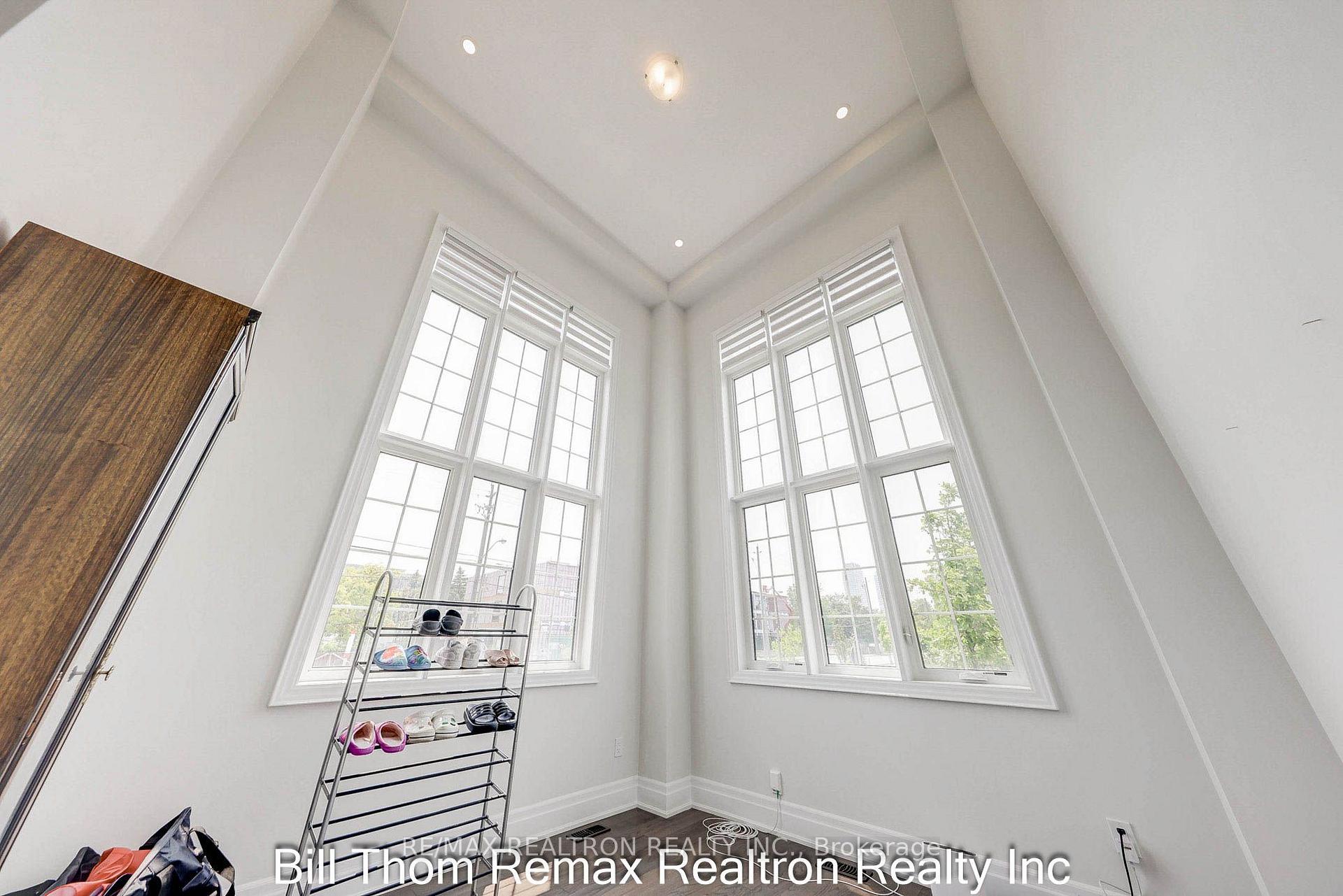 Photo 24 of 168 Cummer Avenue, North York, Newtonbrook East — HOMEH