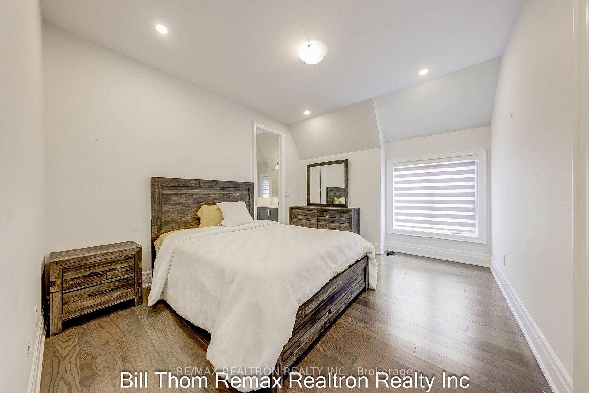 Photo 31 of 168 Cummer Avenue, North York, Newtonbrook East — HOMEH