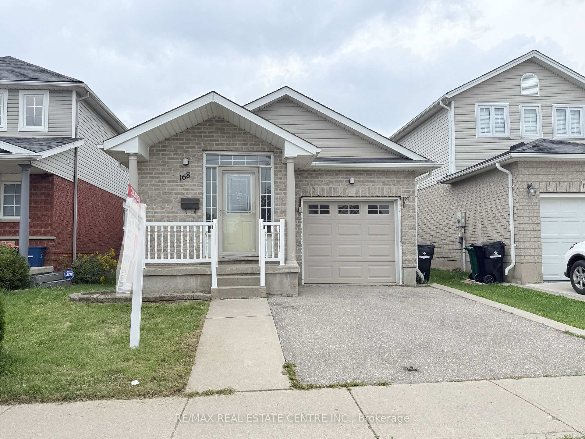 Photo 1 of 168 Copper Leaf Street, Kitchener, Larentian West — HOMEH