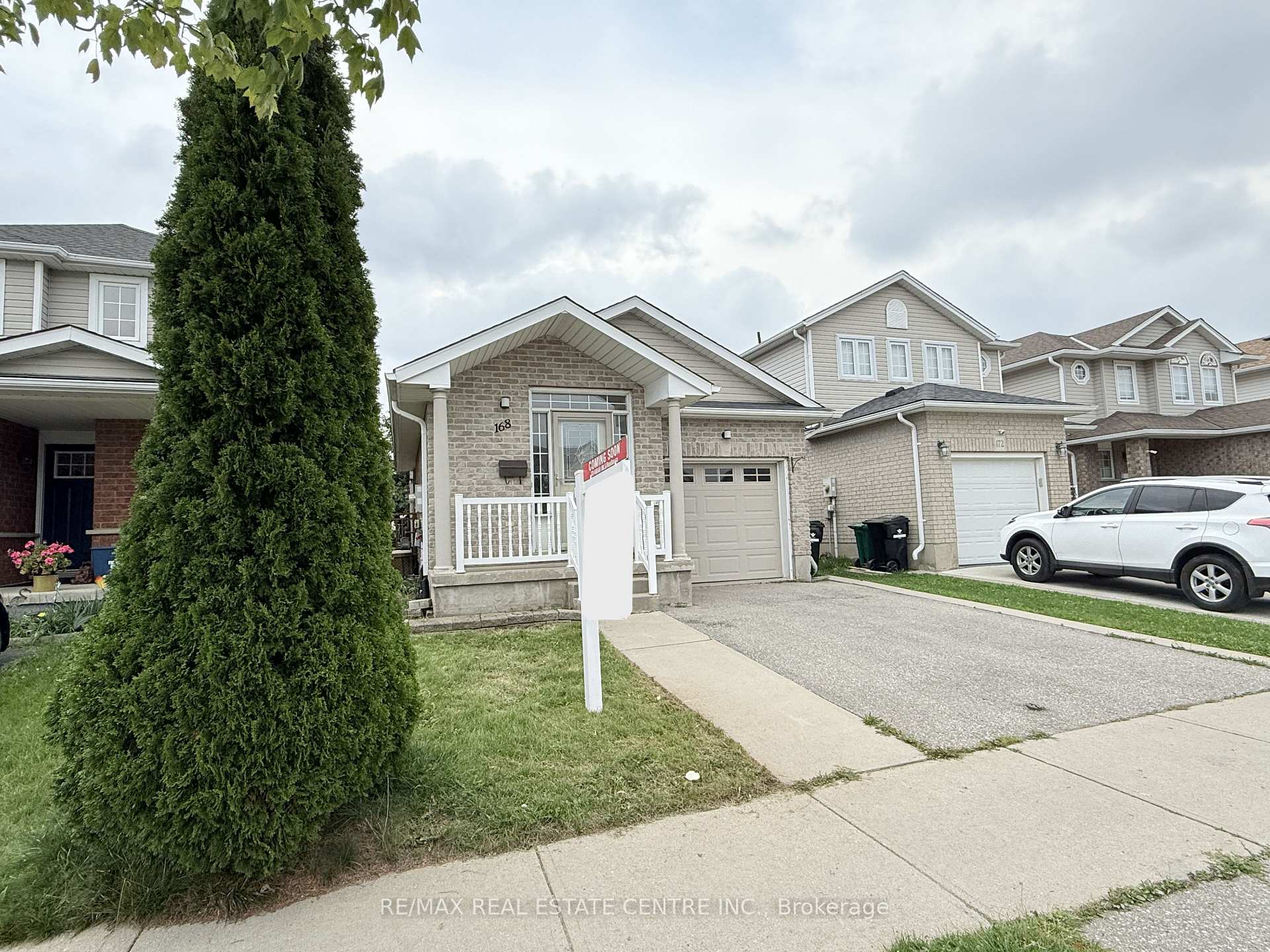 Photo 2 of 168 Copper Leaf Street, Kitchener, Larentian West — HOMEH