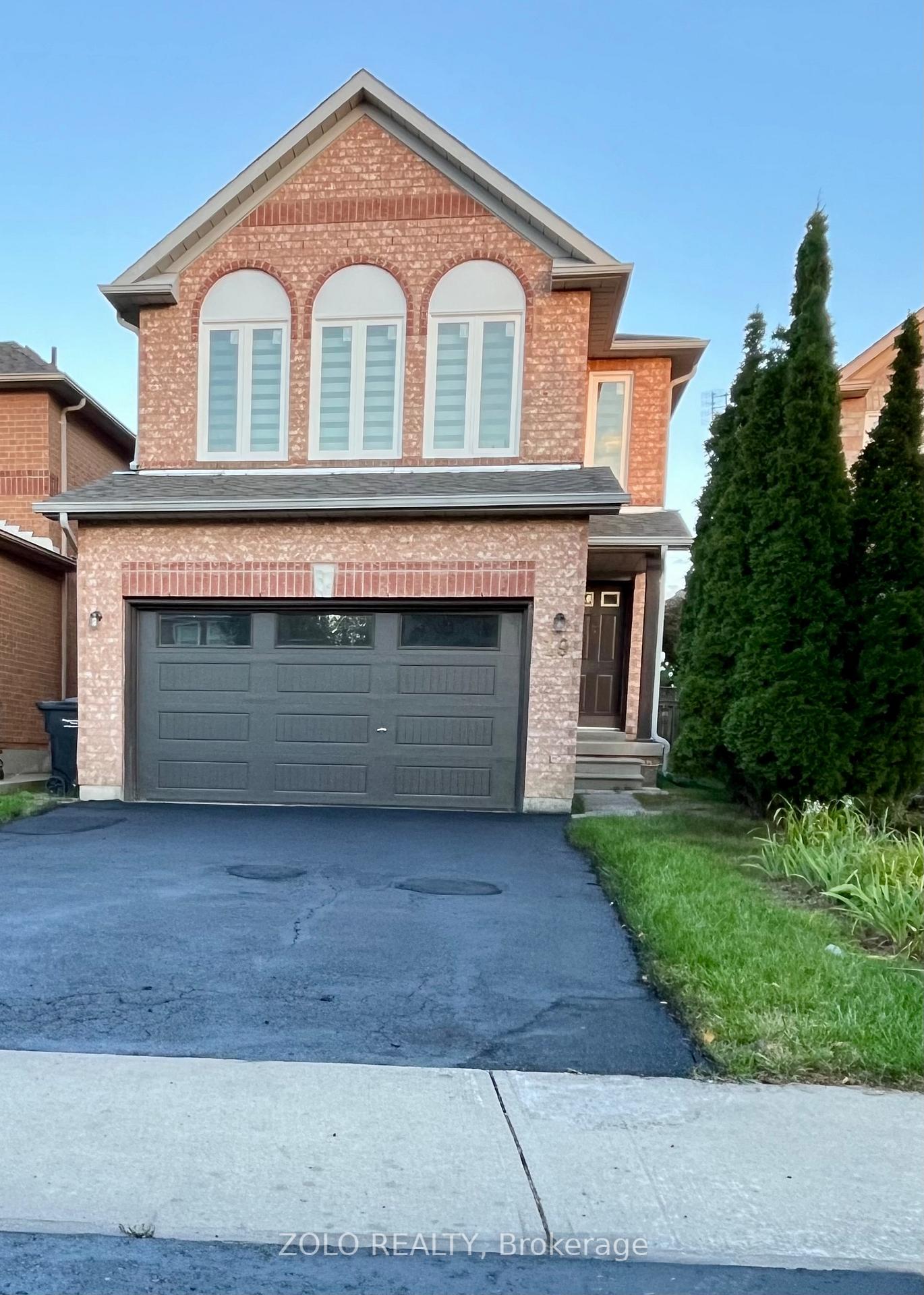 Photo 1 of 19 Saddletree Trail, Brampton, Brampton West — HOMEH