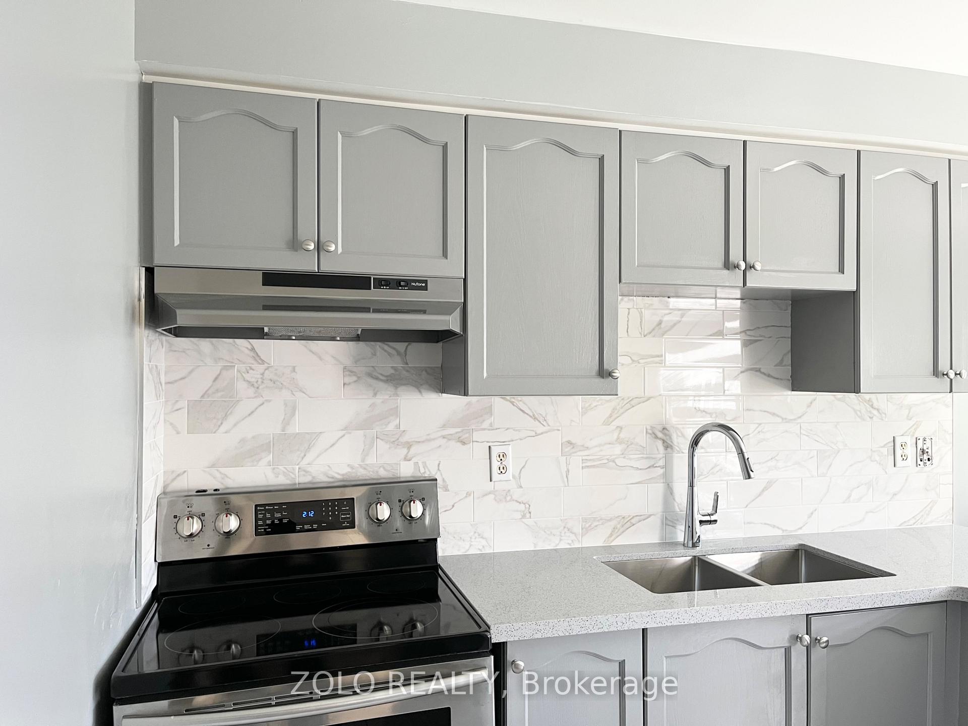 Photo 17 of 19 Saddletree Trail, Brampton, Brampton West — HOMEH