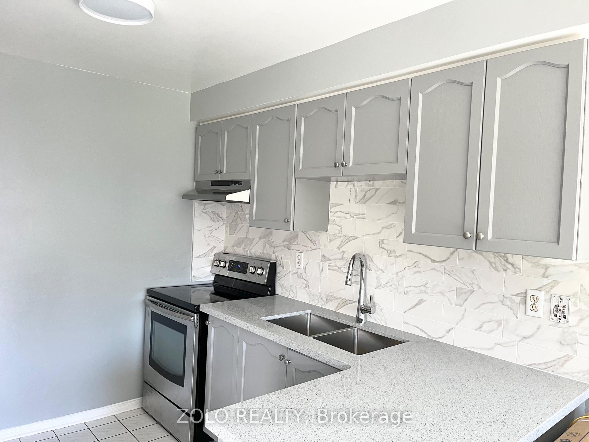Photo 22 of 19 Saddletree Trail, Brampton, Brampton West — HOMEH