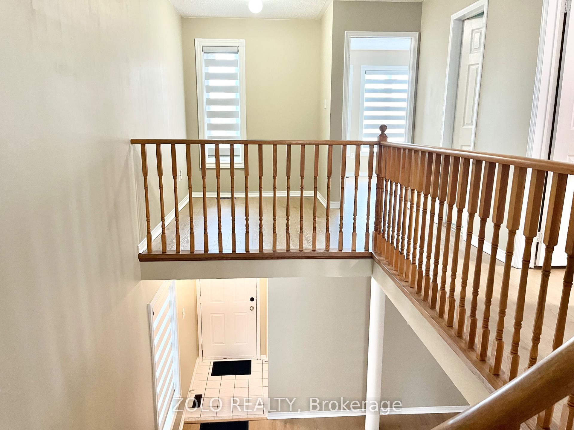 Photo 23 of 19 Saddletree Trail, Brampton, Brampton West — HOMEH