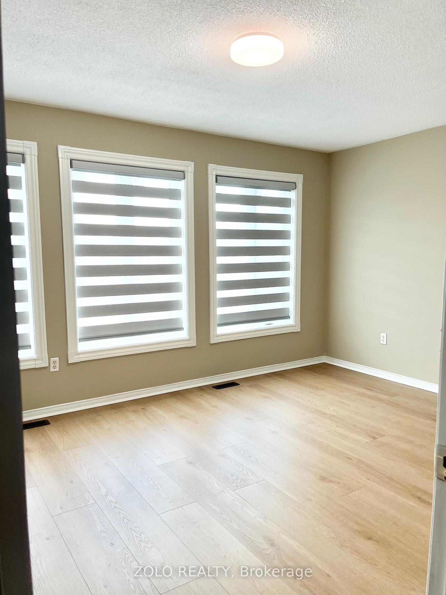 Photo 38 of 19 Saddletree Trail, Brampton, Brampton West — HOMEH