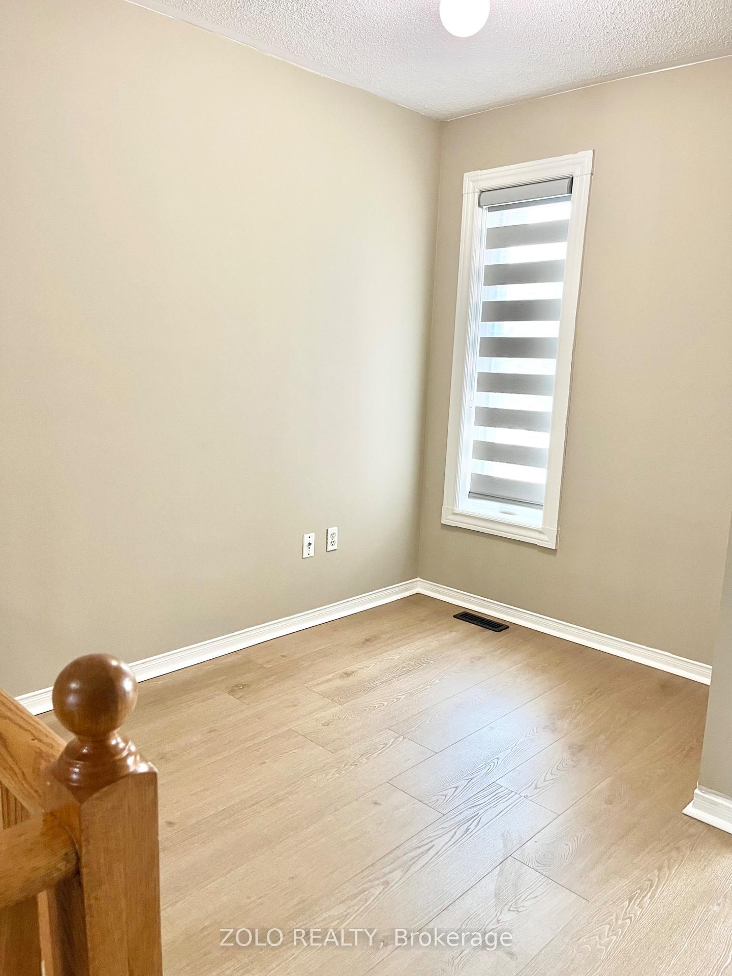 Photo 42 of 19 Saddletree Trail, Brampton, Brampton West — HOMEH