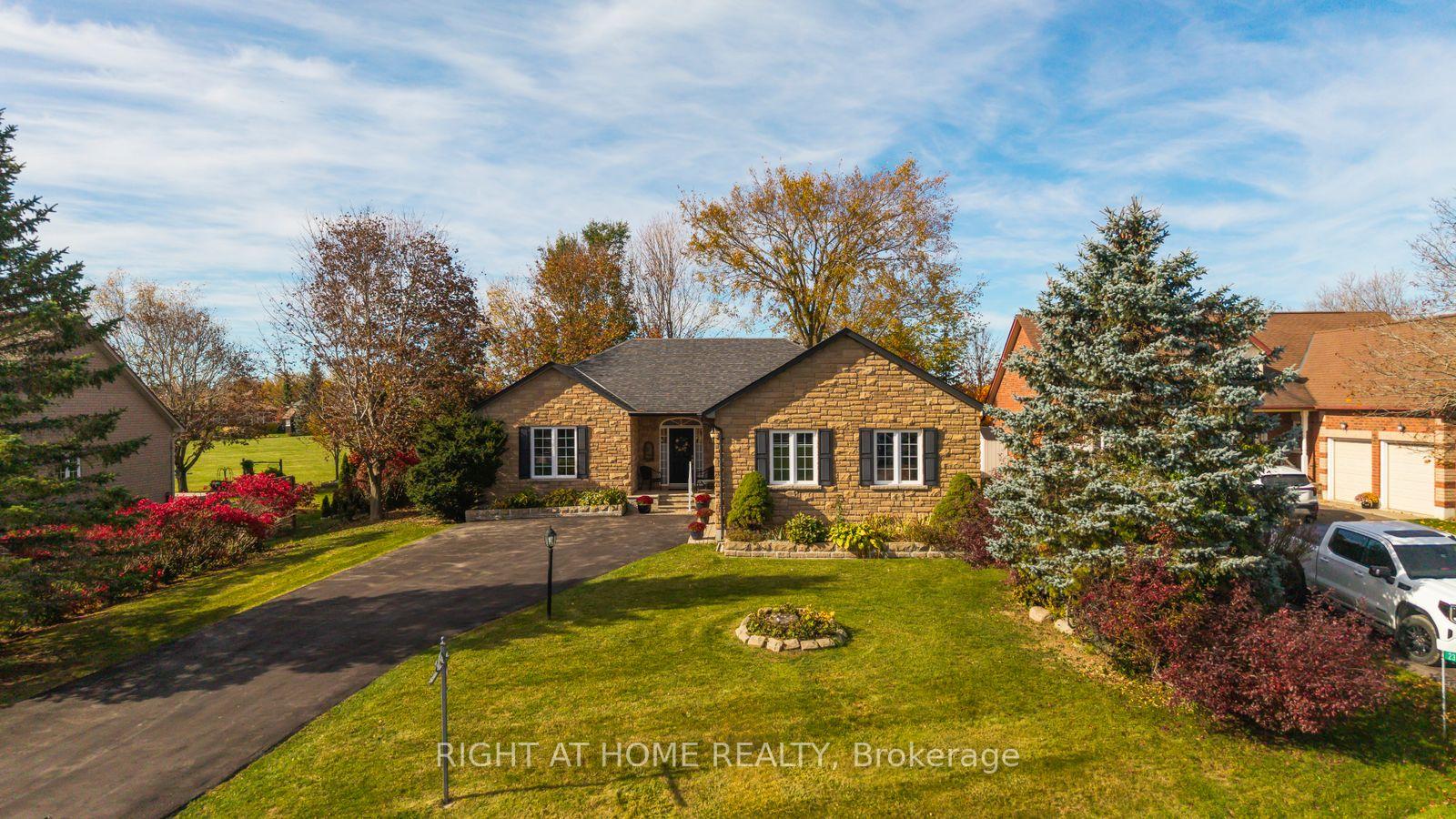 Photo 1 of 21 Crescent Moon Lane, Kawartha Lakes, Mariposa — HOMEH