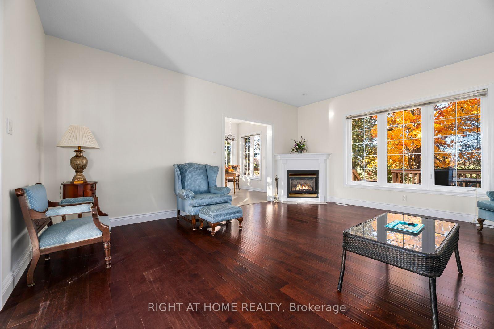 Photo 17 of 21 Crescent Moon Lane, Kawartha Lakes, Mariposa — HOMEH