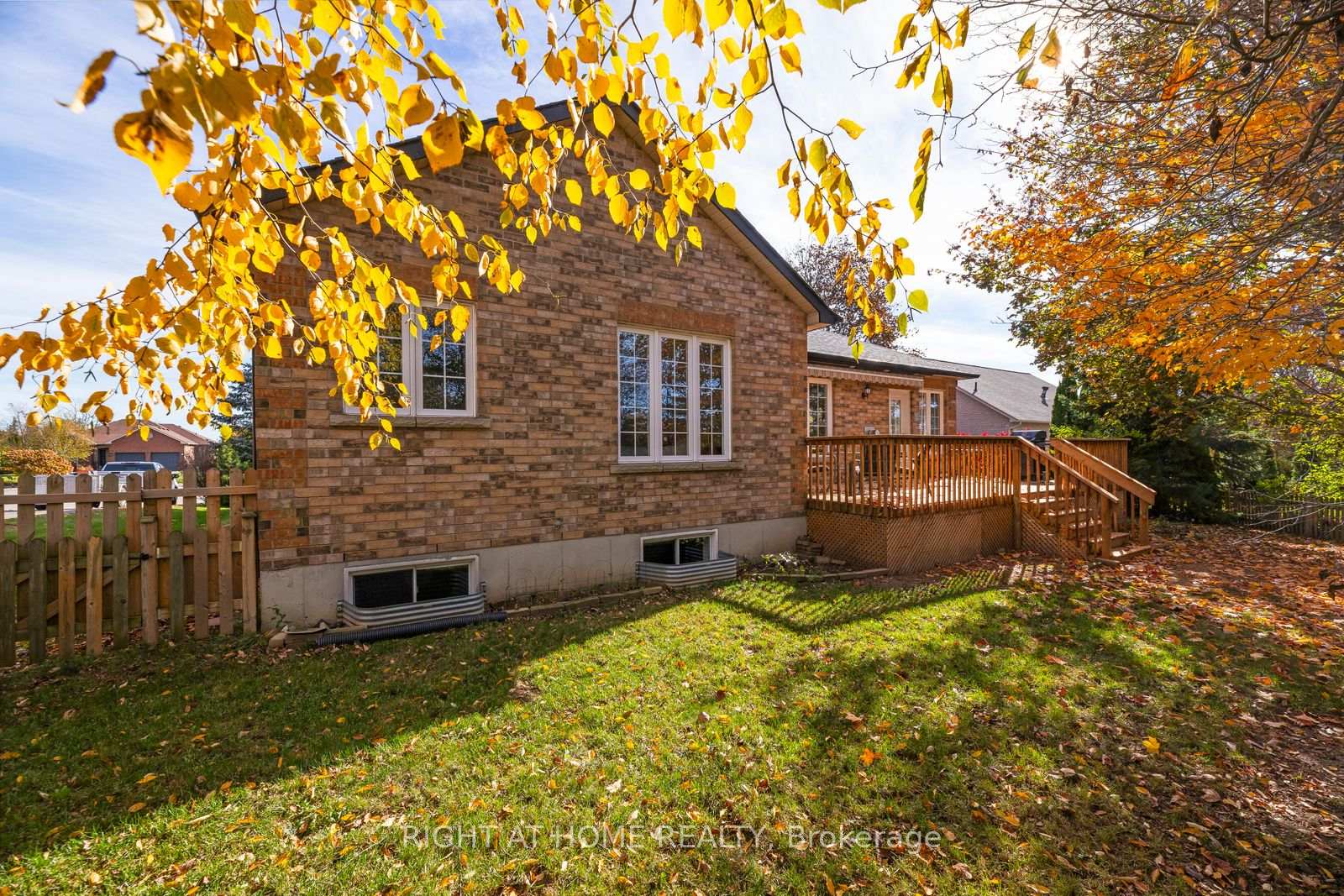 Photo 34 of 21 Crescent Moon Lane, Kawartha Lakes, Mariposa — HOMEH