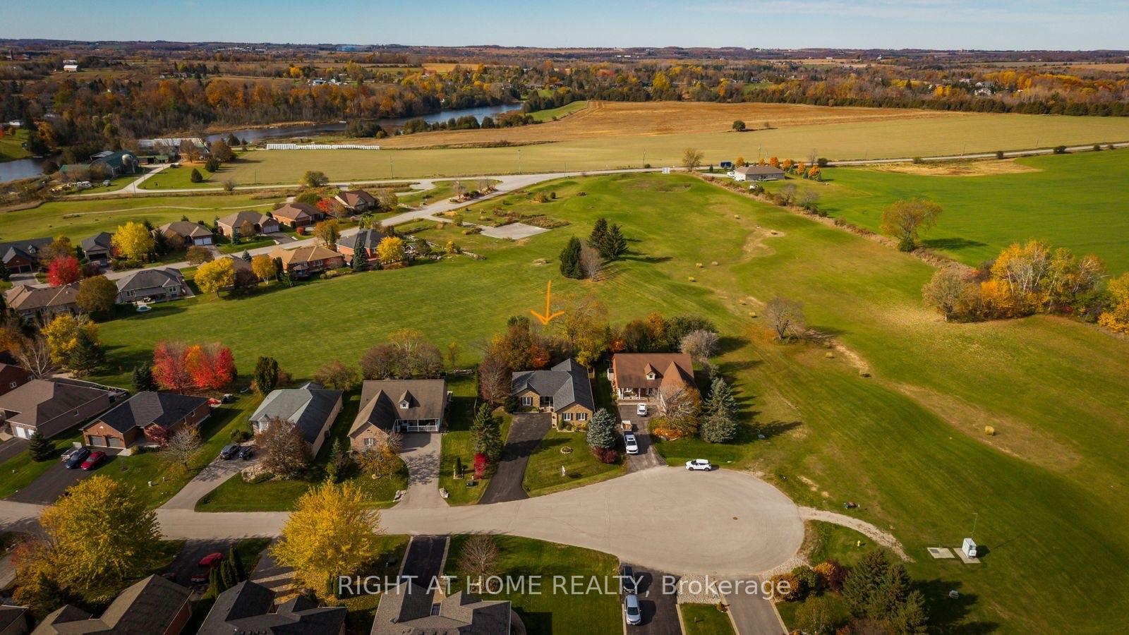 Photo 38 of 21 Crescent Moon Lane, Kawartha Lakes, Mariposa — HOMEH