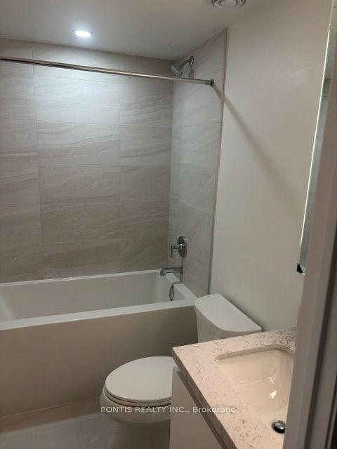Photo 11 of Unit 5704, 4015 The Exchange, Mississauga, City Centre — HOMEH