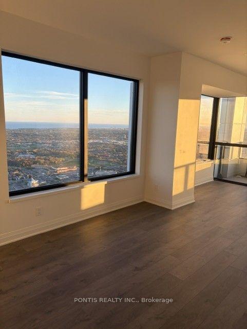 Photo 15 of Unit 5704, 4015 The Exchange, Mississauga, City Centre — HOMEH