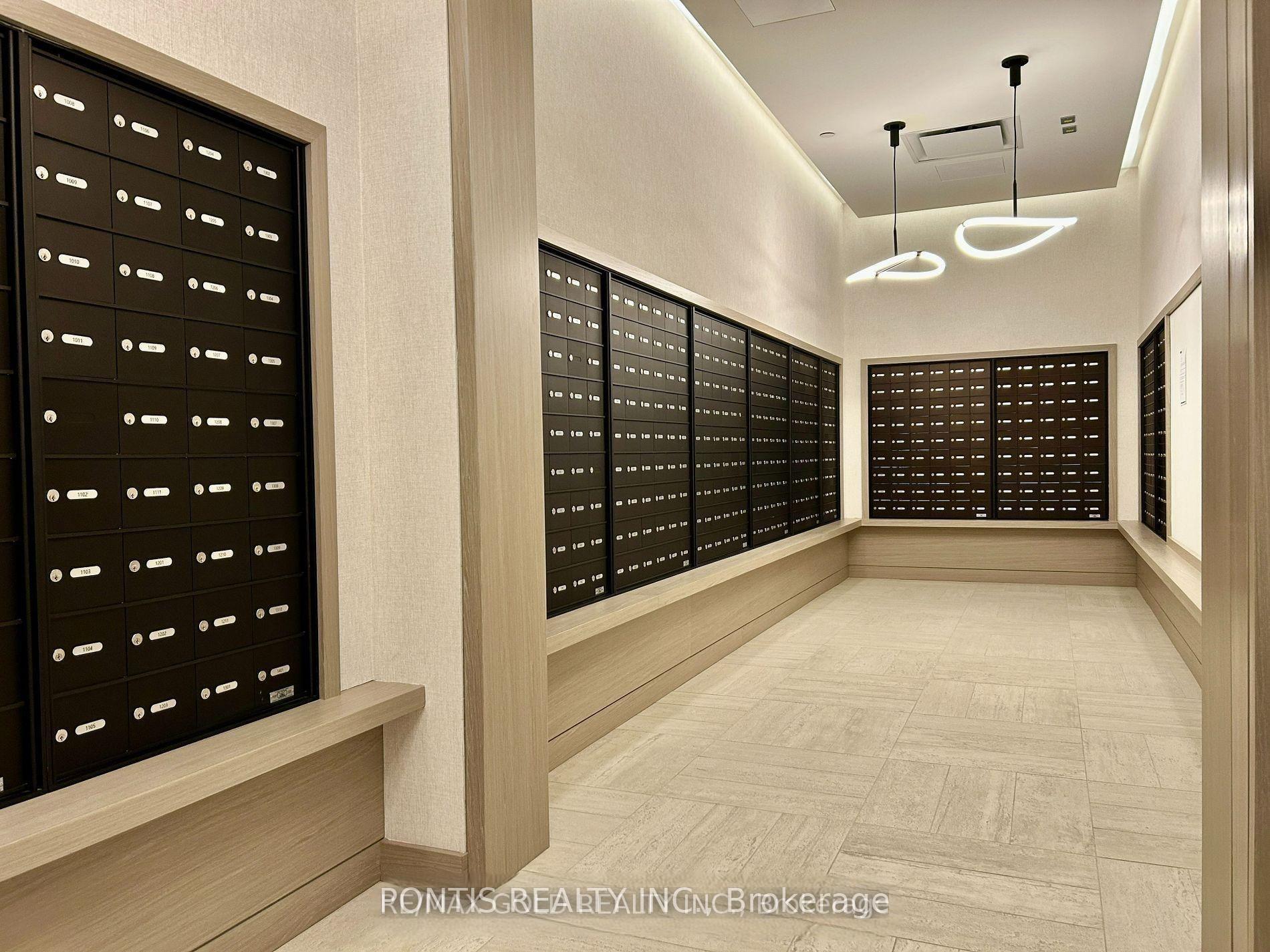 Photo 33 of Unit 5704, 4015 The Exchange, Mississauga, City Centre — HOMEH