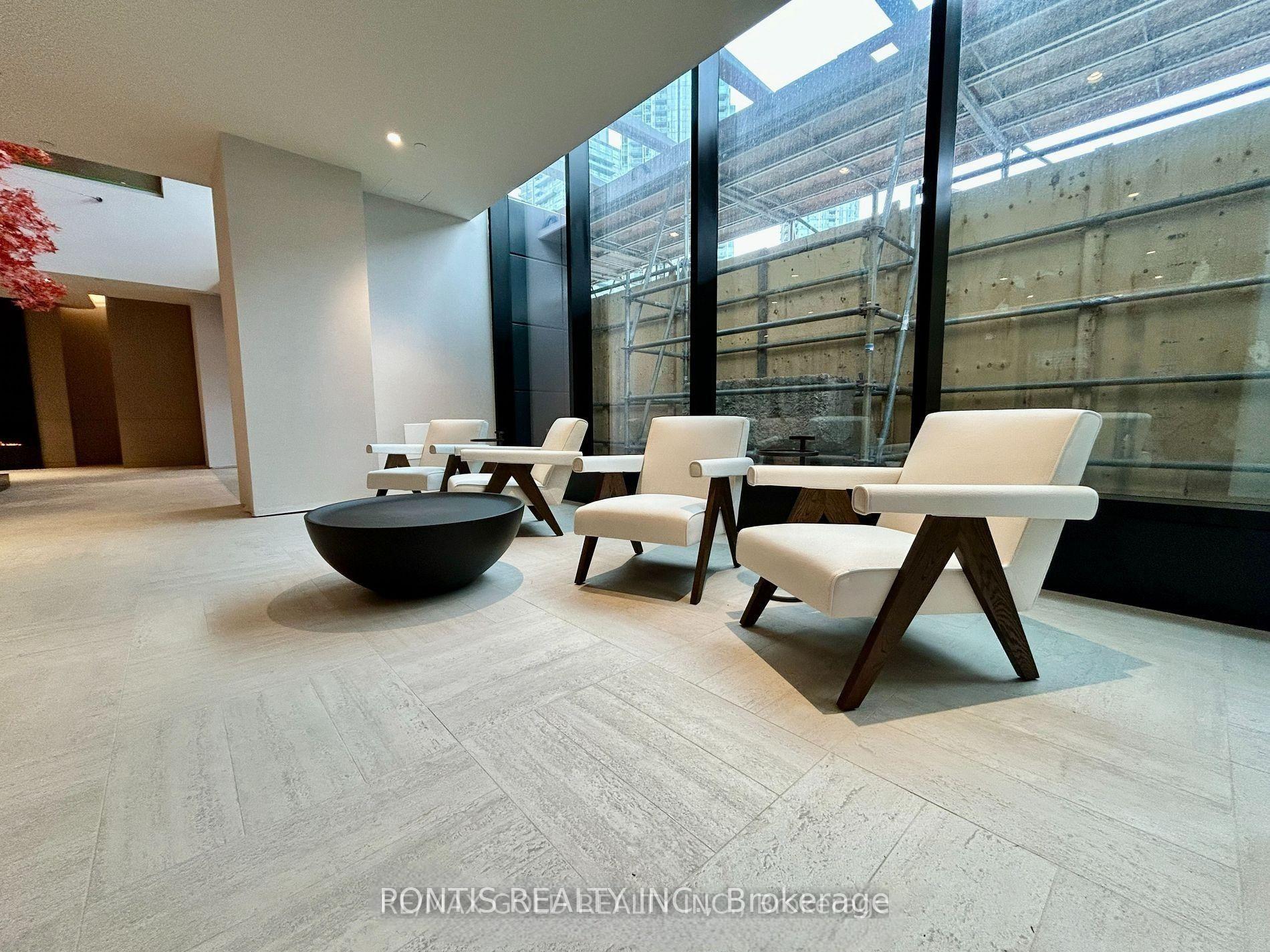 Photo 34 of Unit 5704, 4015 The Exchange, Mississauga, City Centre — HOMEH