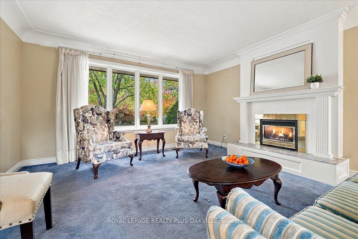 Photo 10 of 462 Evergreen Avenue, Hamilton, Ancaster — HOMEH