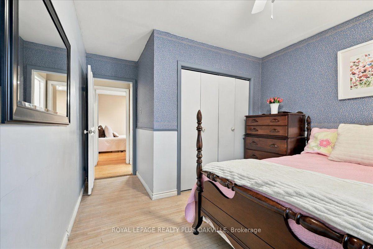 Photo 27 of 462 Evergreen Avenue, Hamilton, Ancaster — HOMEH