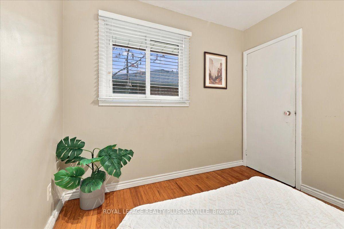 Photo 29 of 462 Evergreen Avenue, Hamilton, Ancaster — HOMEH