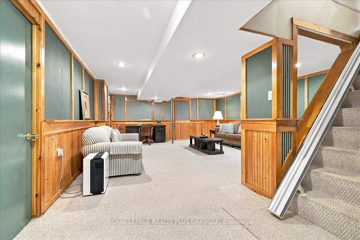 Photo 32 of 462 Evergreen Avenue, Hamilton, Ancaster — HOMEH