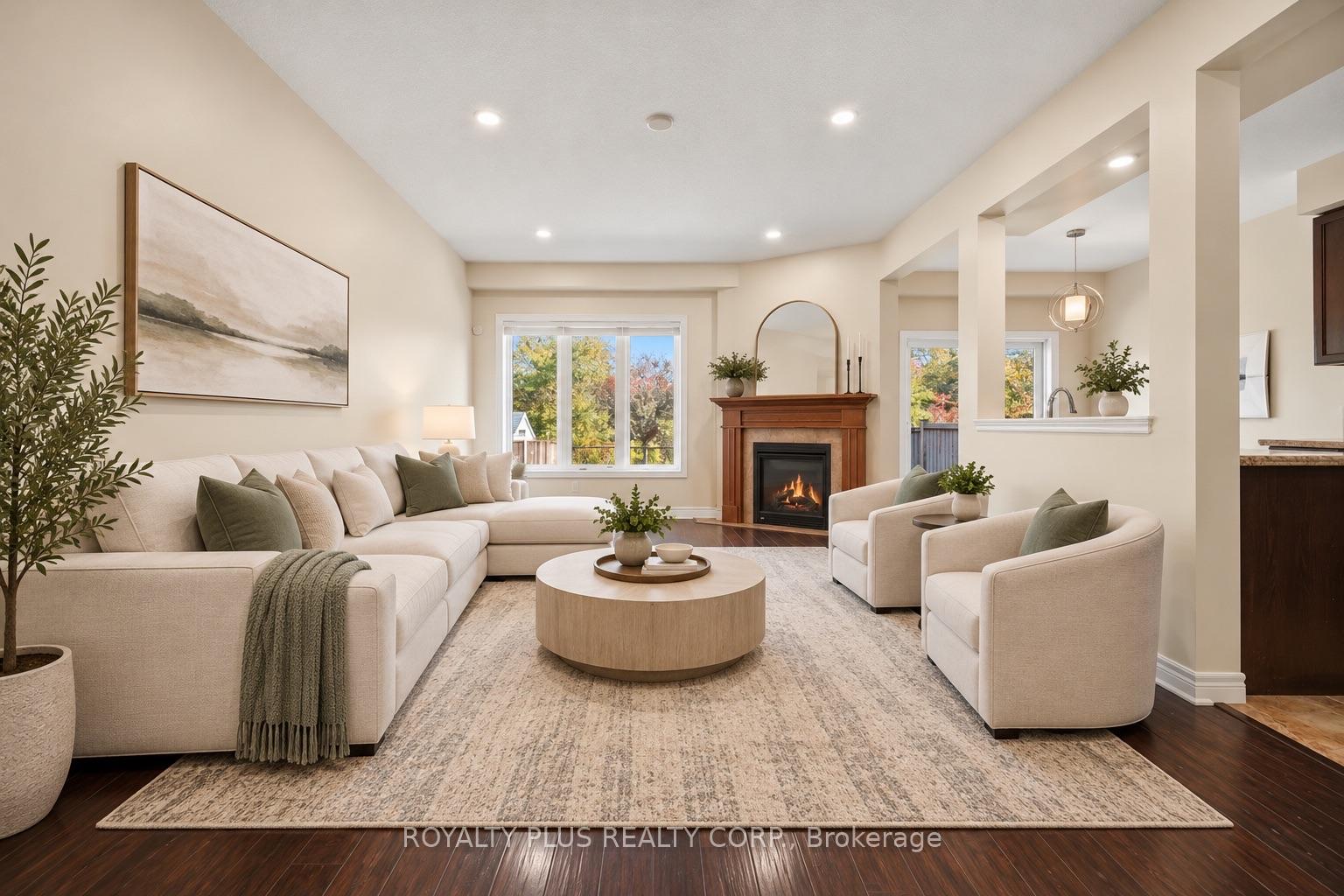 Photo 3 of 116 Echovalley Drive, Hamilton, Stoney Creek Mountain — HOMEH