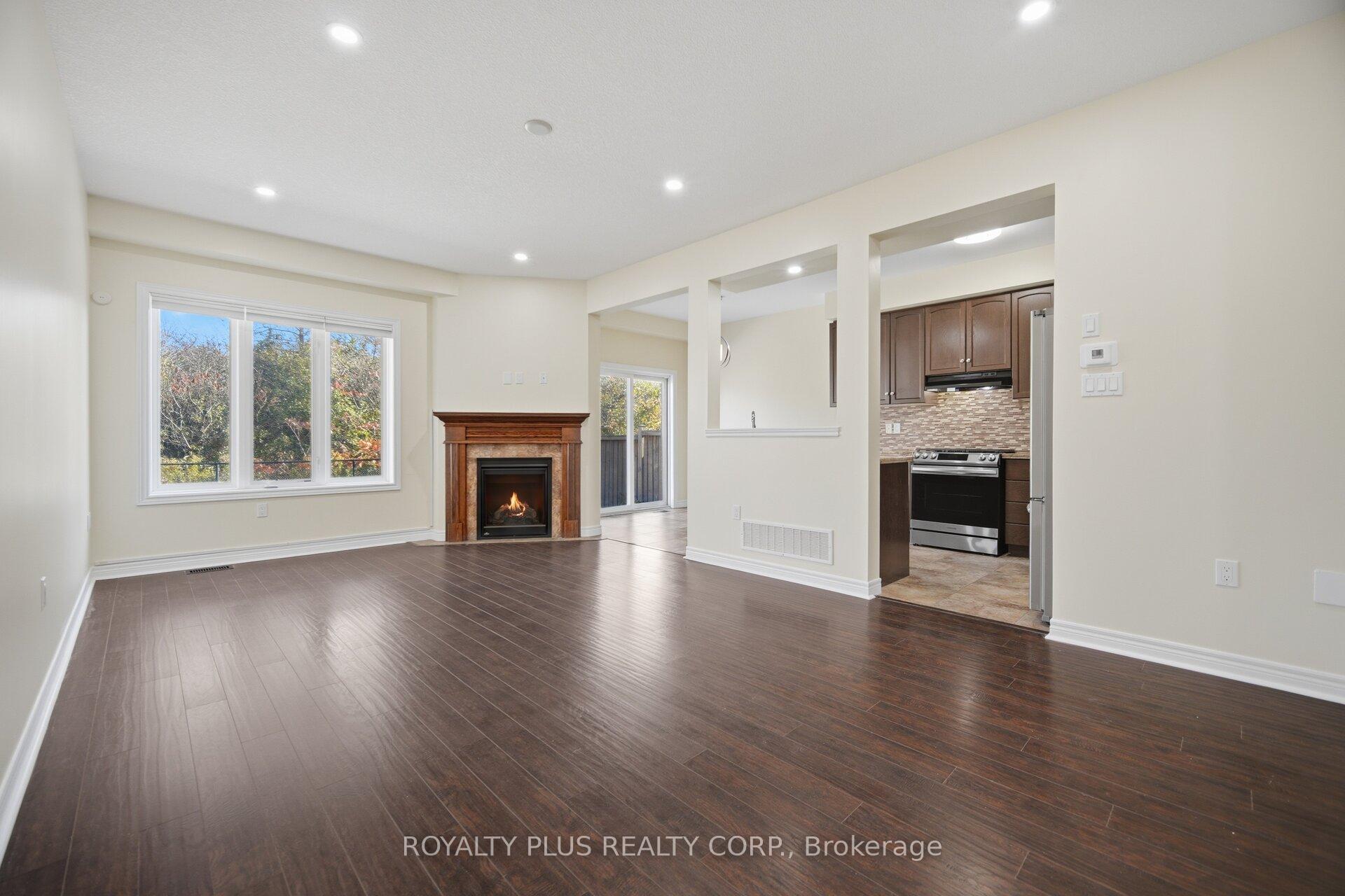 Photo 19 of 116 Echovalley Drive, Hamilton, Stoney Creek Mountain — HOMEH