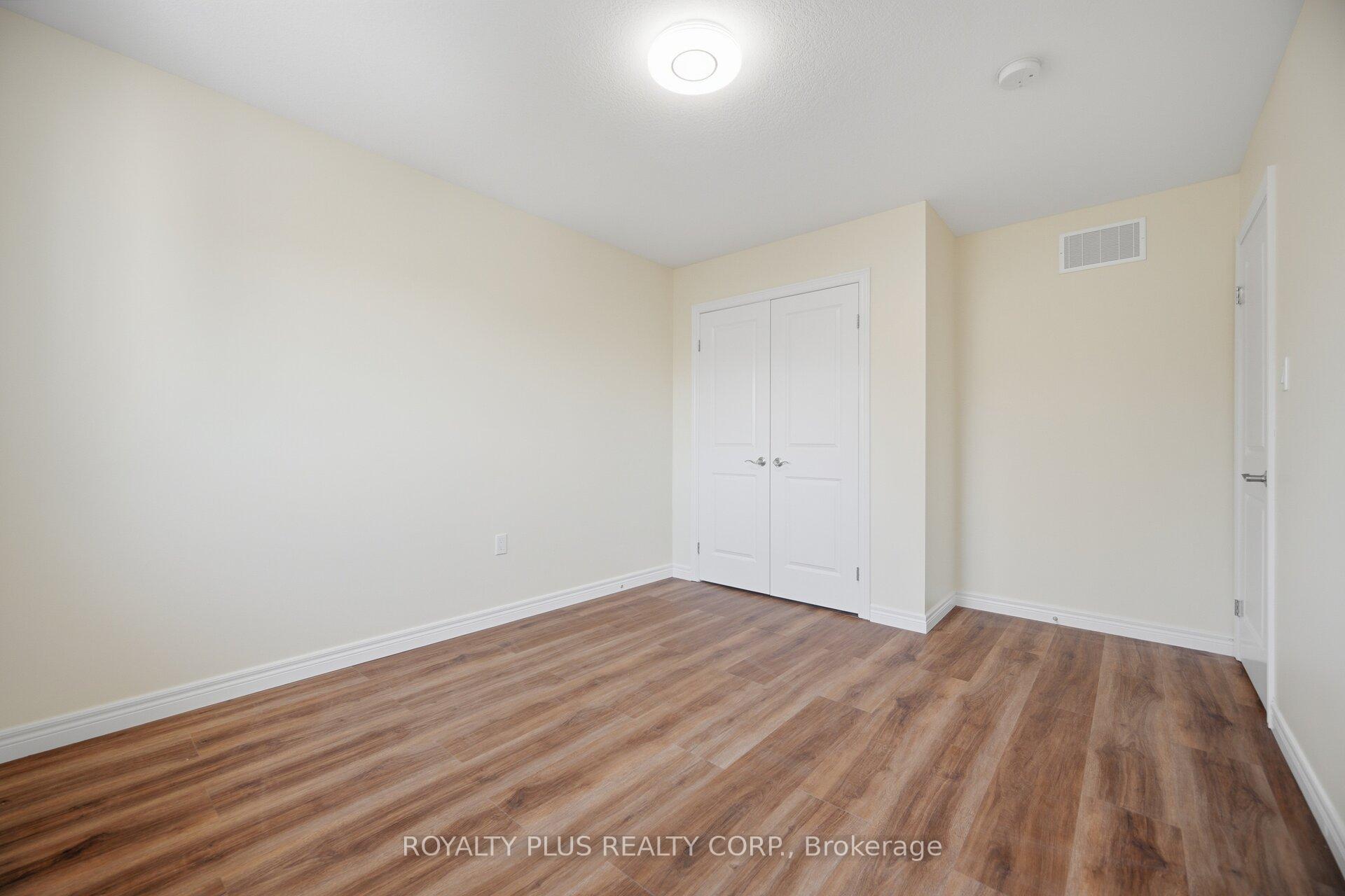 Photo 25 of 116 Echovalley Drive, Hamilton, Stoney Creek Mountain — HOMEH