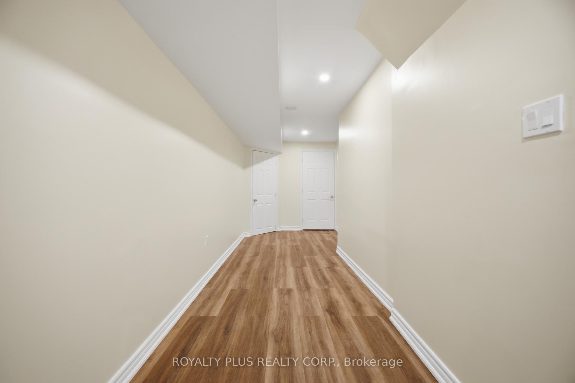 Photo 29 of 116 Echovalley Drive, Hamilton, Stoney Creek Mountain — HOMEH