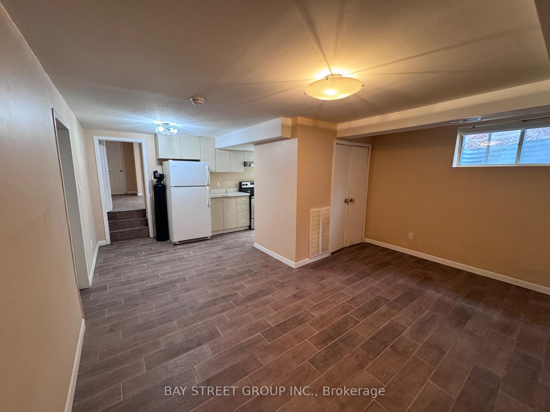 Photo 41 of 20 Edmonton Road, North York, Pleasant View — HOMEH