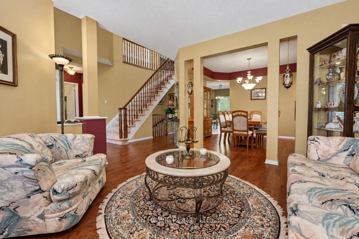 Photo 10 of 82 Upminster Way, Ottawa, Barrhaven - Longfields — HOMEH