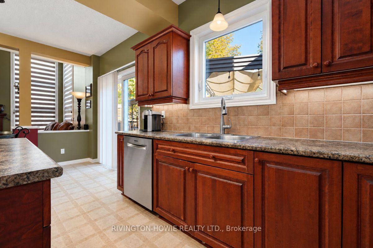 Photo 19 of 82 Upminster Way, Ottawa, Barrhaven - Longfields — HOMEH