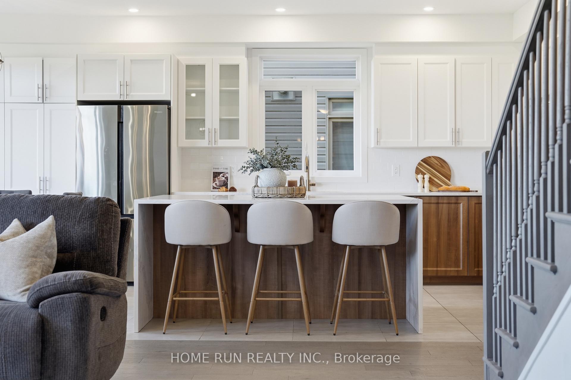 Photo 14 of 35 Andromeda Road, Ottawa, Riverside South/Gloucester Glen — HOMEH