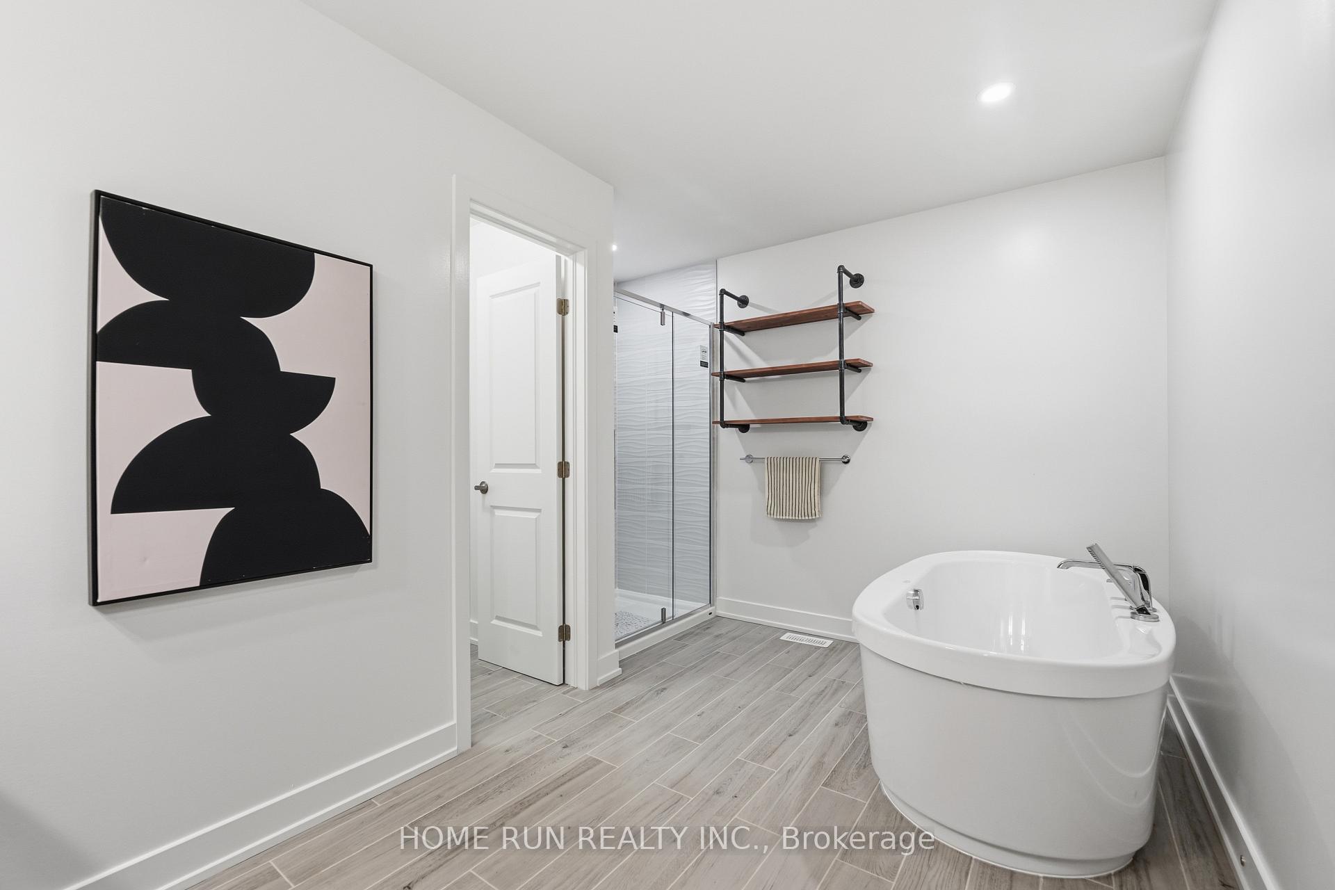 Photo 29 of 35 Andromeda Road, Ottawa, Riverside South/Gloucester Glen — HOMEH