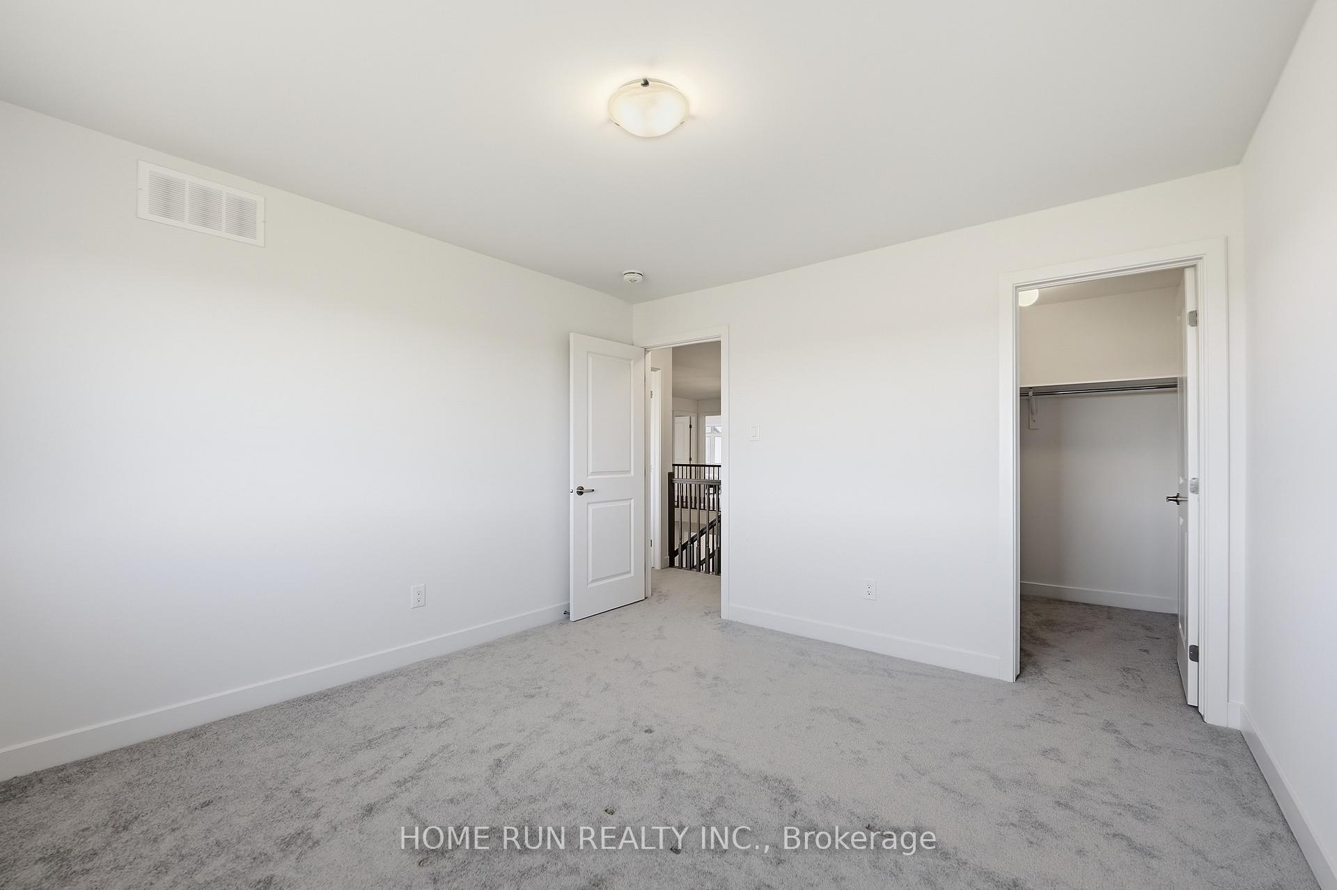 Photo 31 of 35 Andromeda Road, Ottawa, Riverside South/Gloucester Glen — HOMEH