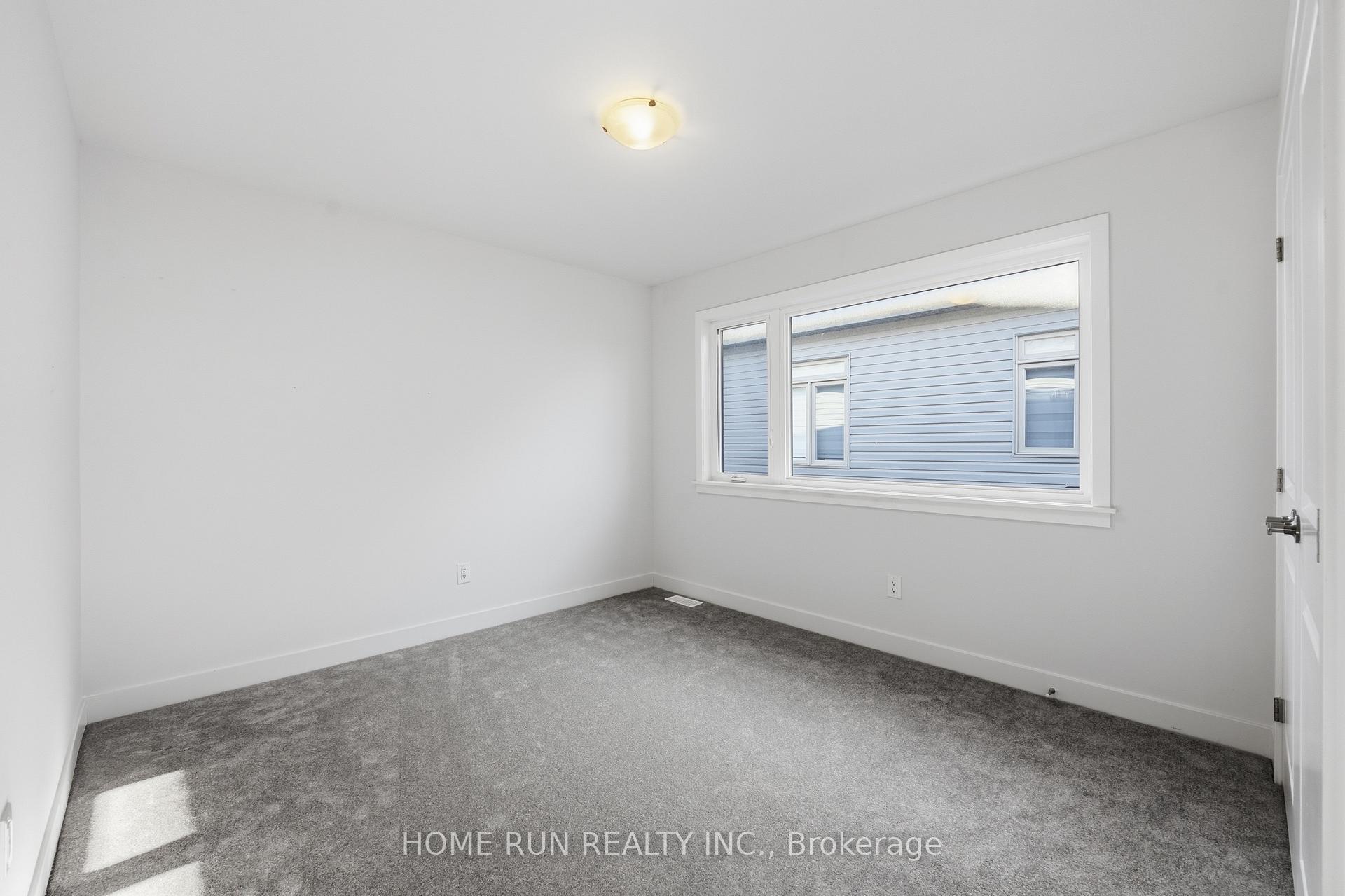 Photo 39 of 35 Andromeda Road, Ottawa, Riverside South/Gloucester Glen — HOMEH