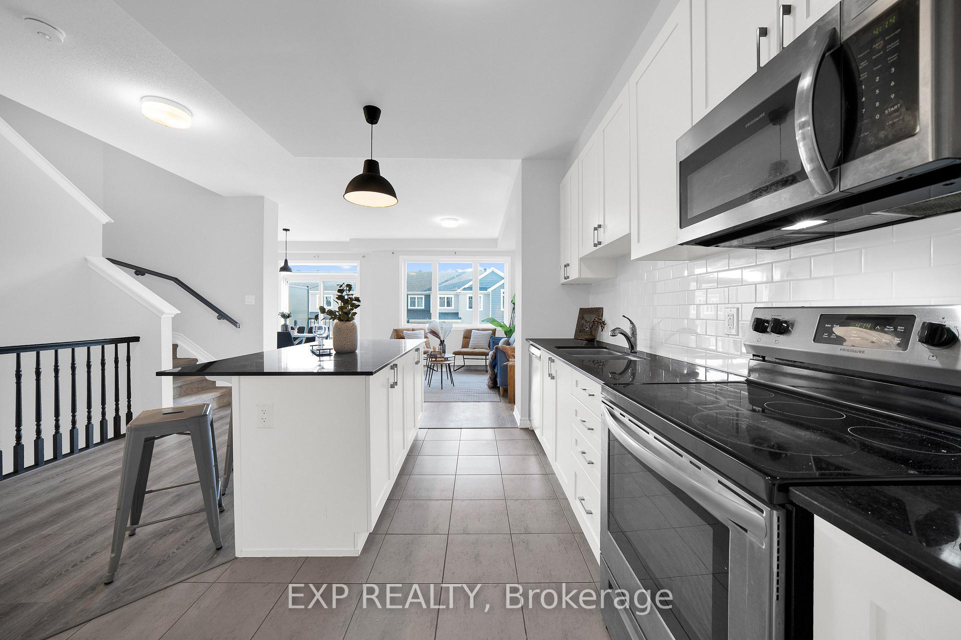 Photo 11 of 516 Rye Grass Way, Ottawa, Barrhaven - Half Moon Bay — HOMEH