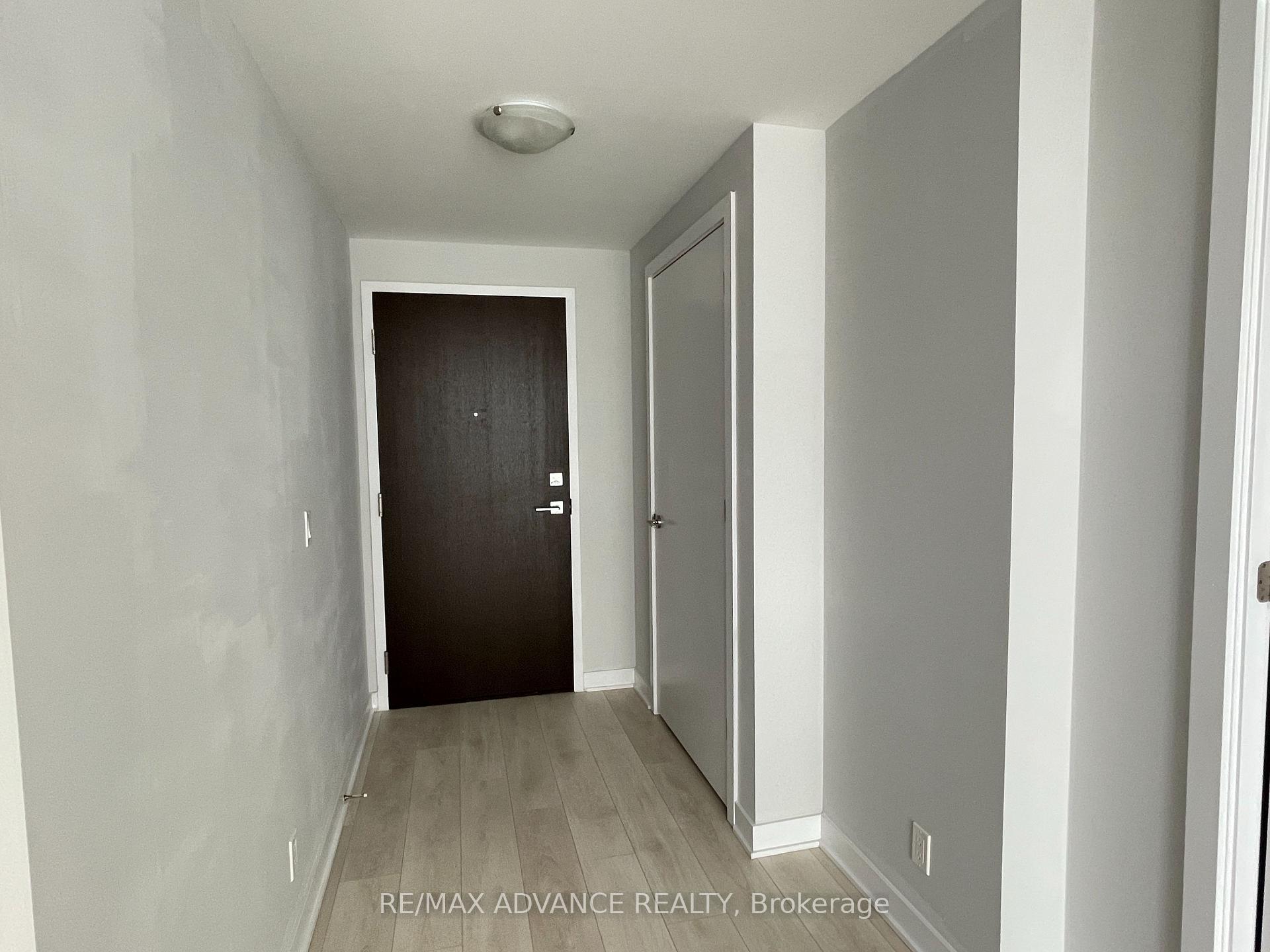 Photo 5 of Unit 3306, 2221 Yonge Street, Toronto, Mount Pleasant West — HOMEH