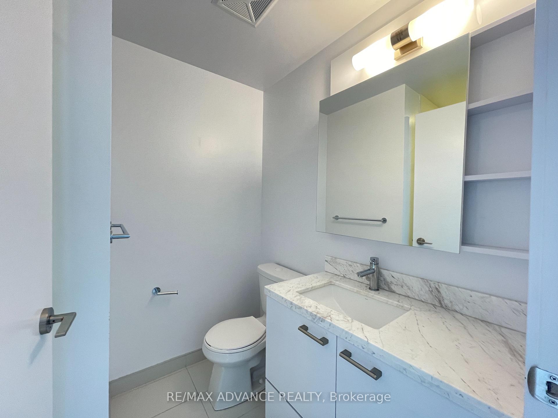 Photo 9 of Unit 3306, 2221 Yonge Street, Toronto, Mount Pleasant West — HOMEH