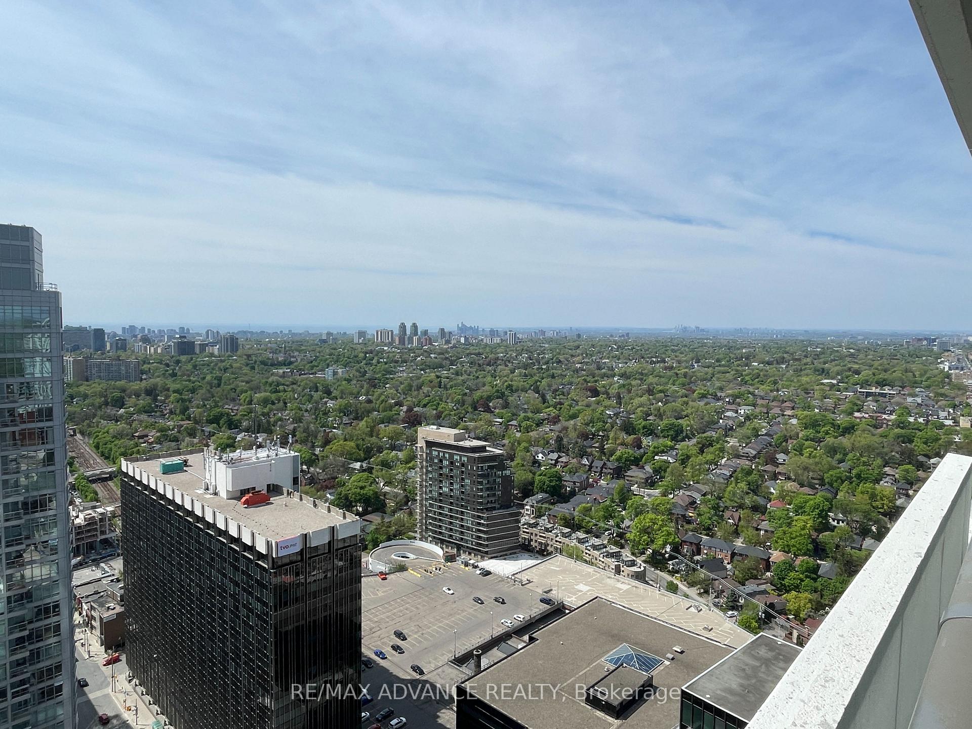 Photo 16 of Unit 3306, 2221 Yonge Street, Toronto, Mount Pleasant West — HOMEH