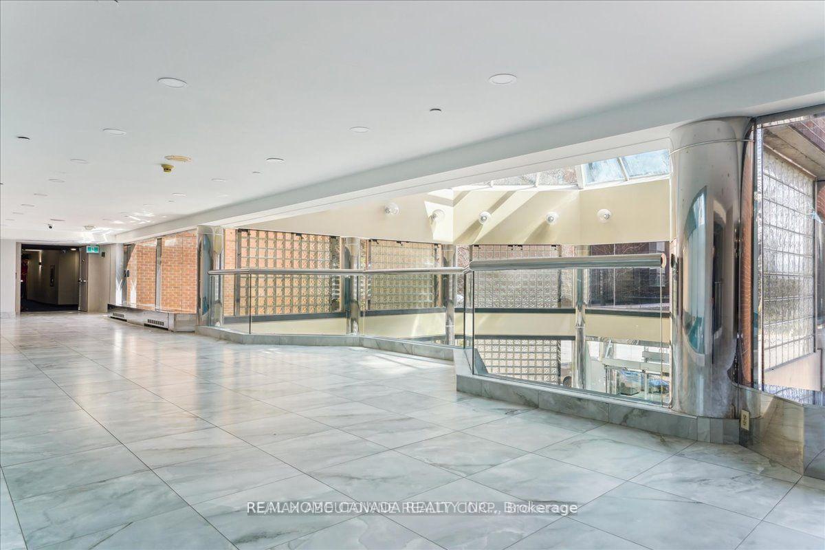 Photo 12 of Unit 602, 325 Webb Drive, Mississauga, City Centre — HOMEH