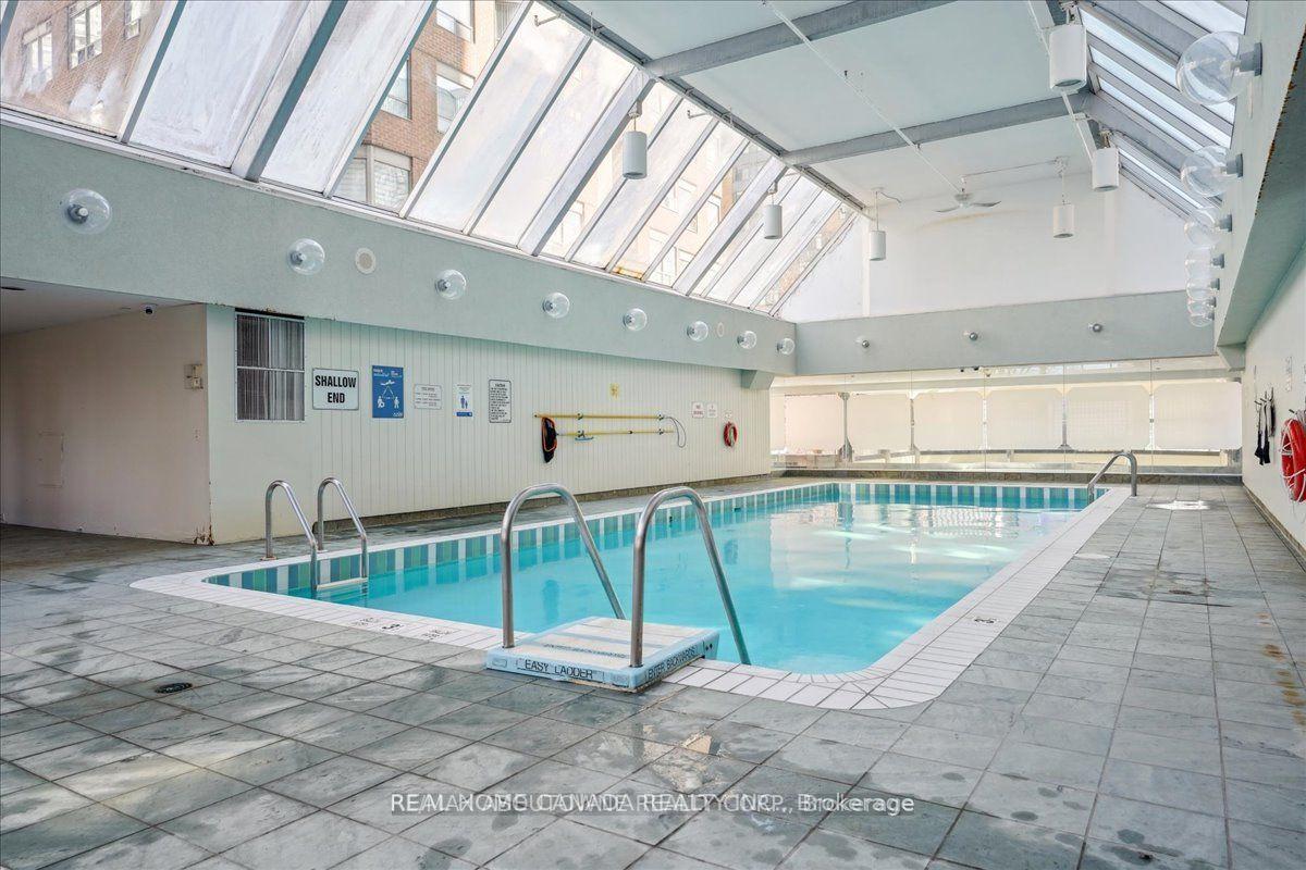 Photo 13 of Unit 602, 325 Webb Drive, Mississauga, City Centre — HOMEH