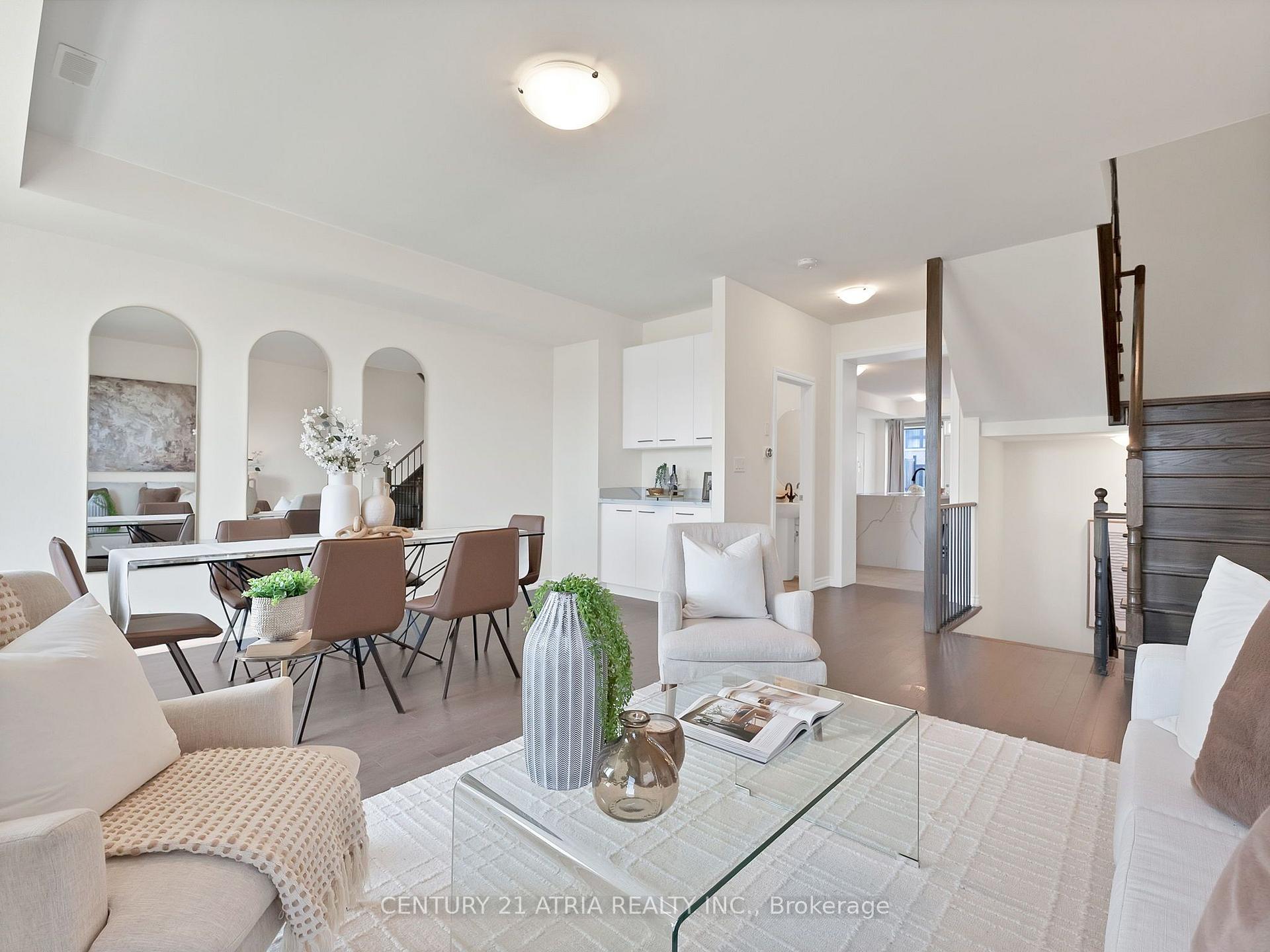 Photo 4 of 17 Hammersmith Lane, Markham, Victoria Square — HOMEH