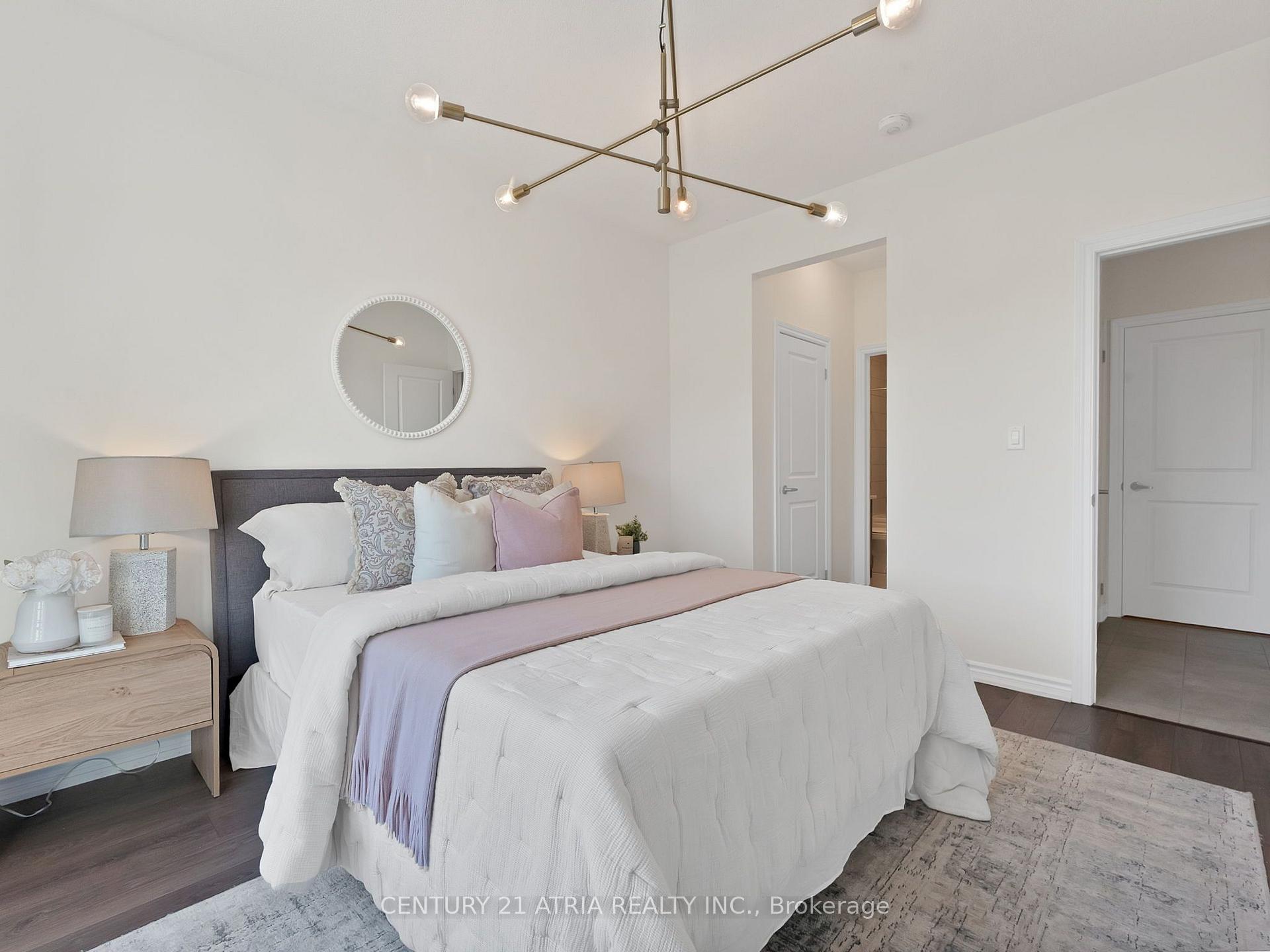 Photo 16 of 17 Hammersmith Lane, Markham, Victoria Square — HOMEH