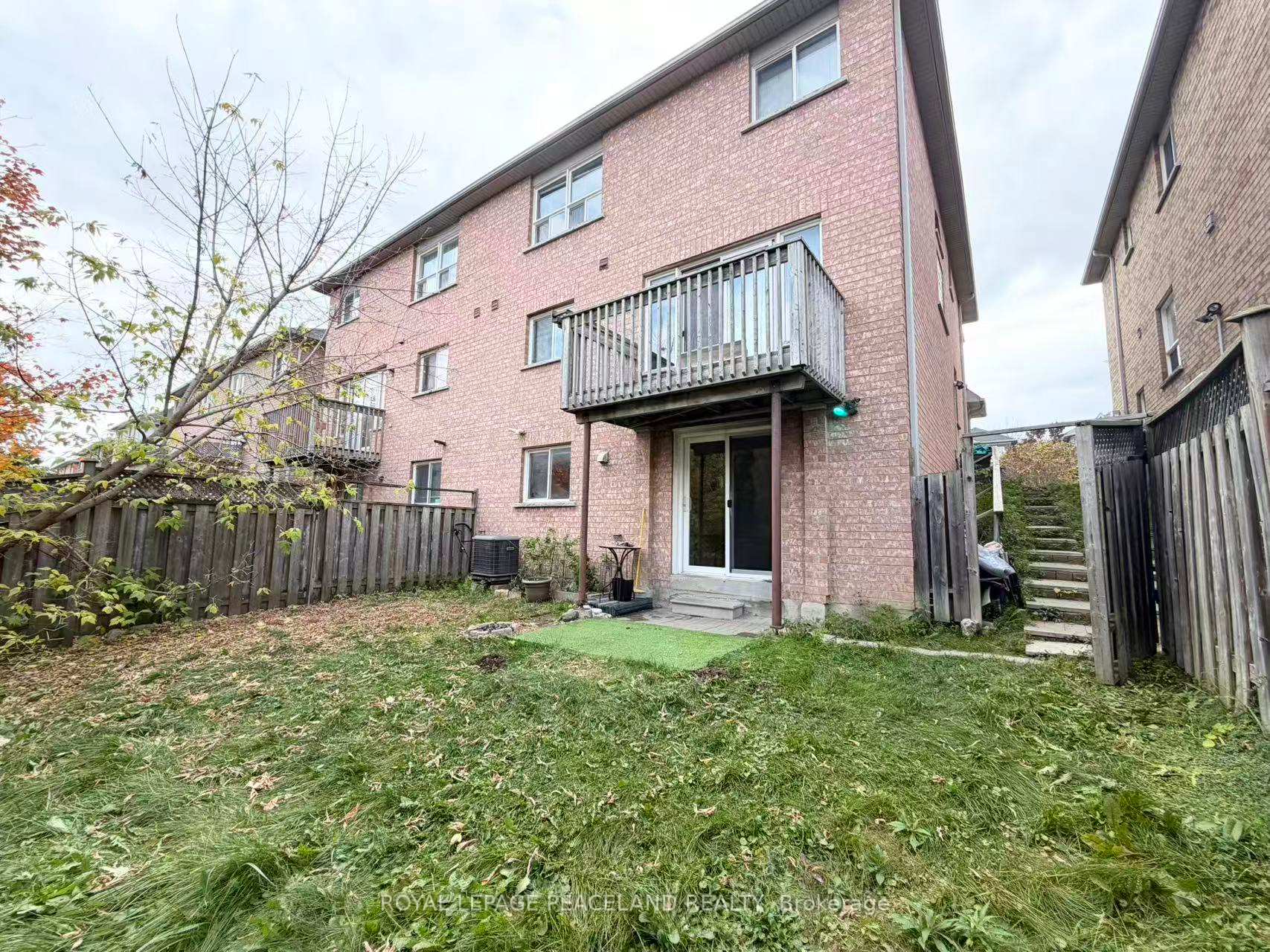 Photo 1 of Unit W/O Bsmt, 367 Marble Place, Newmarket, Woodland Hill — HOMEH