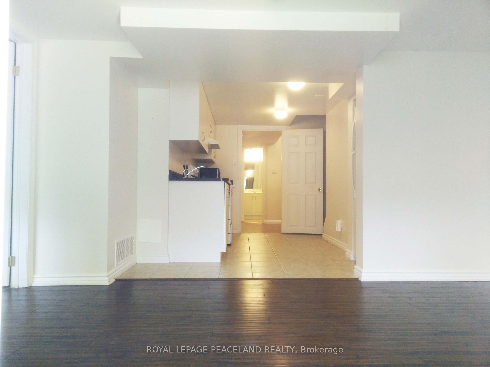 Photo 5 of Unit W/O Bsmt, 367 Marble Place, Newmarket, Woodland Hill — HOMEH