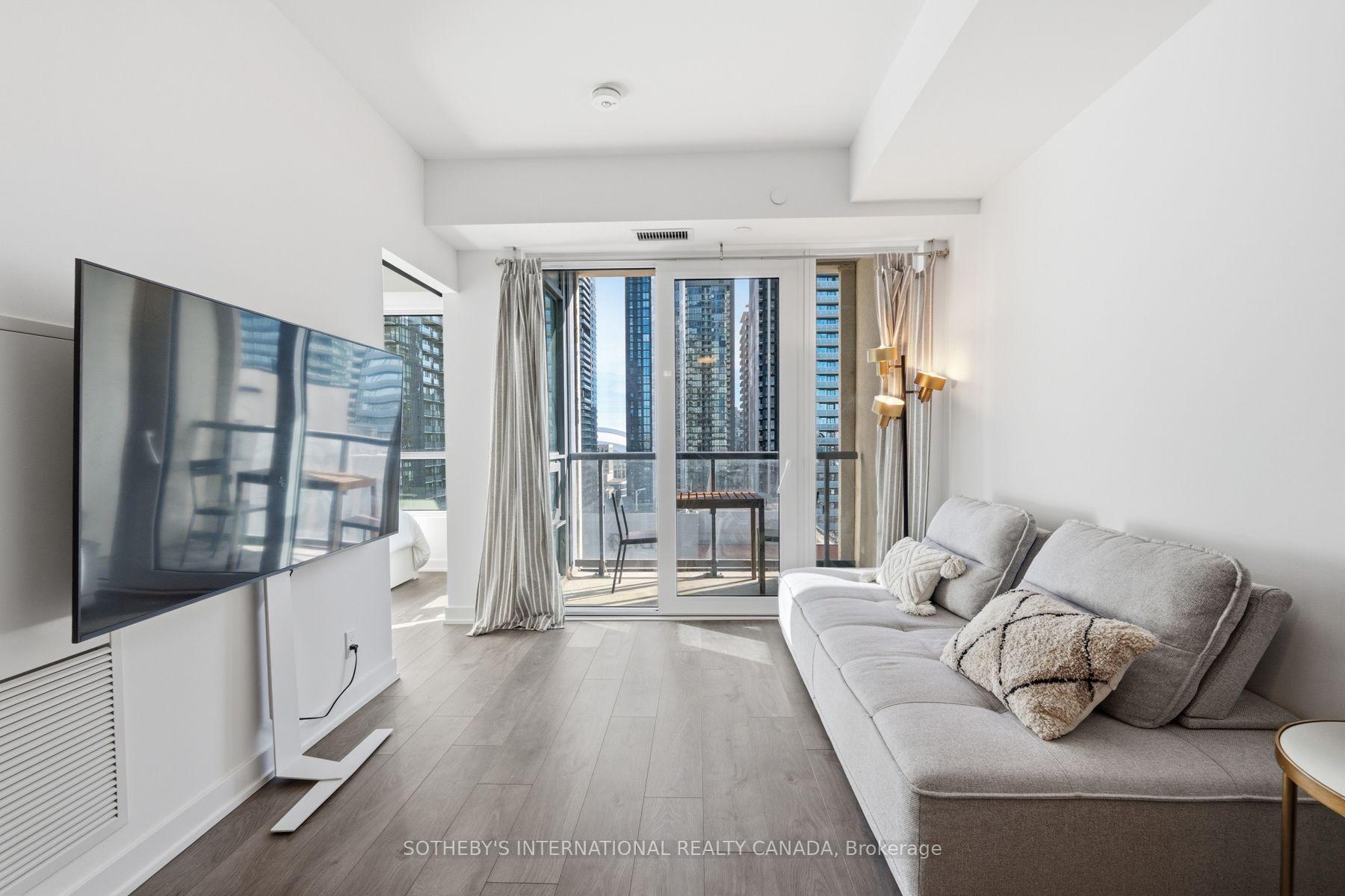 Photo 9 of Unit 2008, 108 Peter Street, Toronto, Waterfront Communities — HOMEH