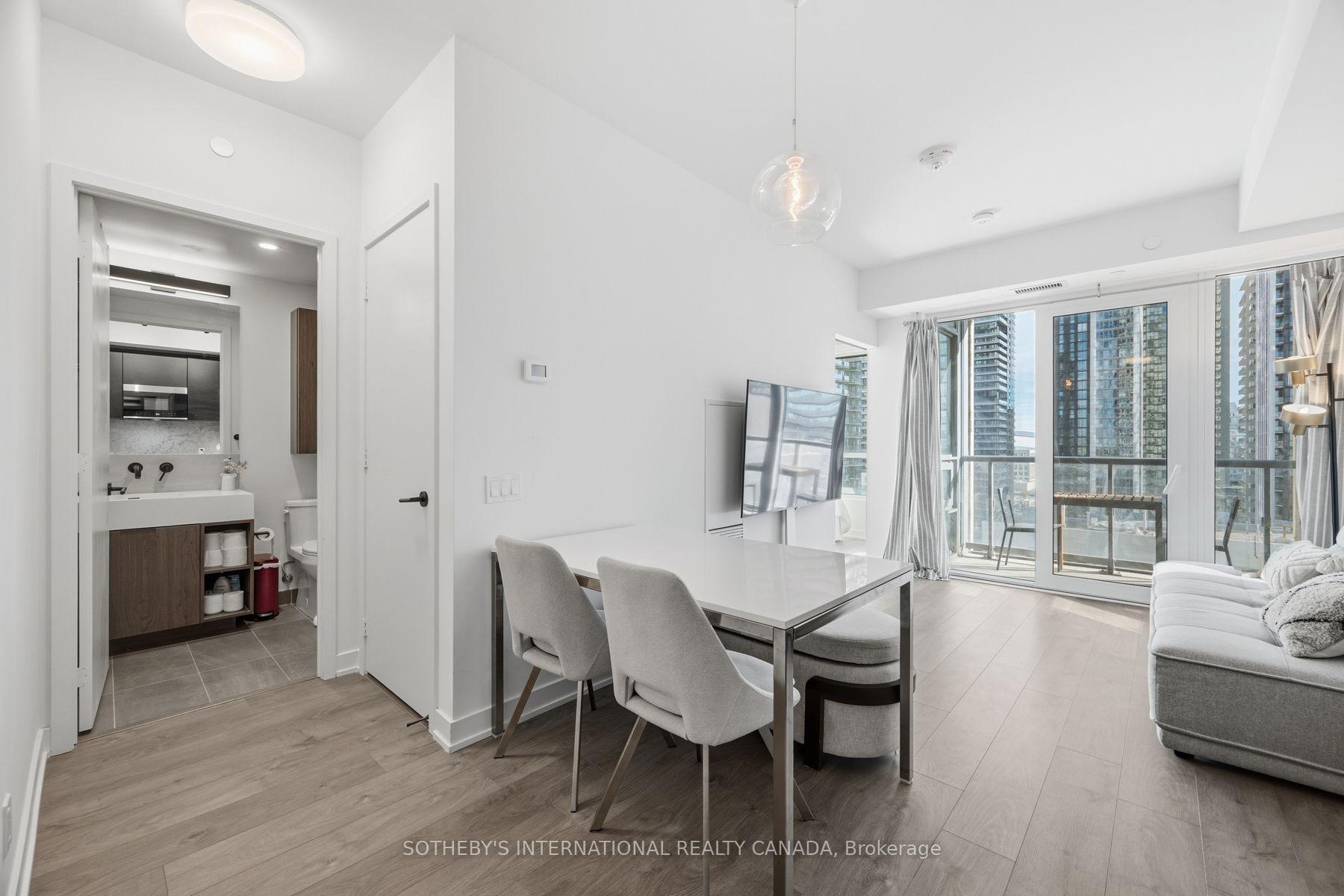 Photo 20 of Unit 2008, 108 Peter Street, Toronto, Waterfront Communities — HOMEH
