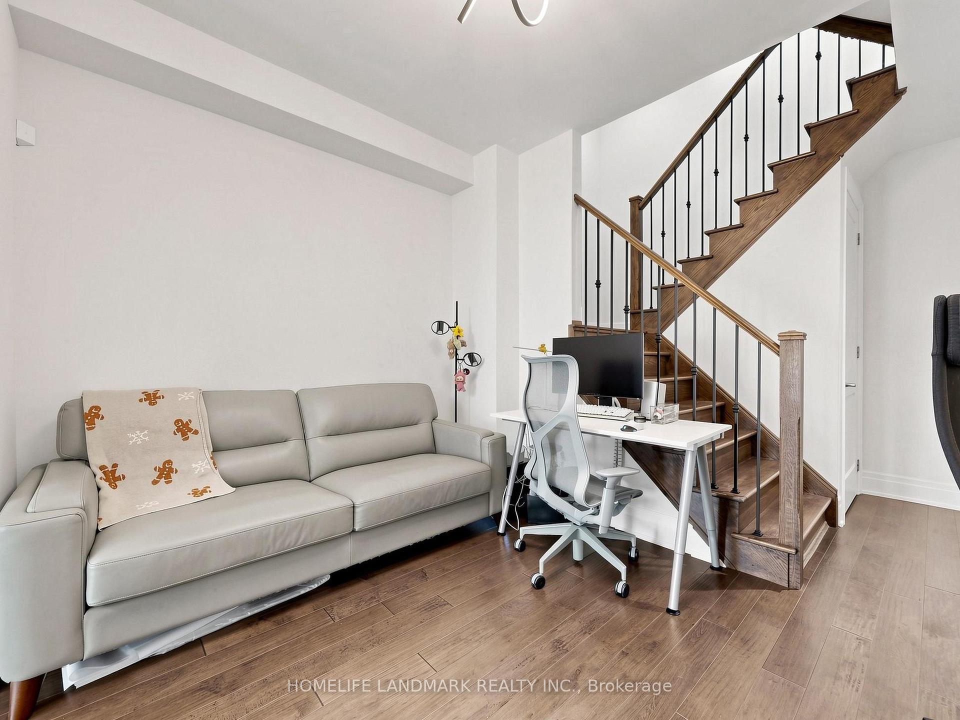 Photo 27 of 38 Aylin Crescent, Vaughan, Patterson — HOMEH