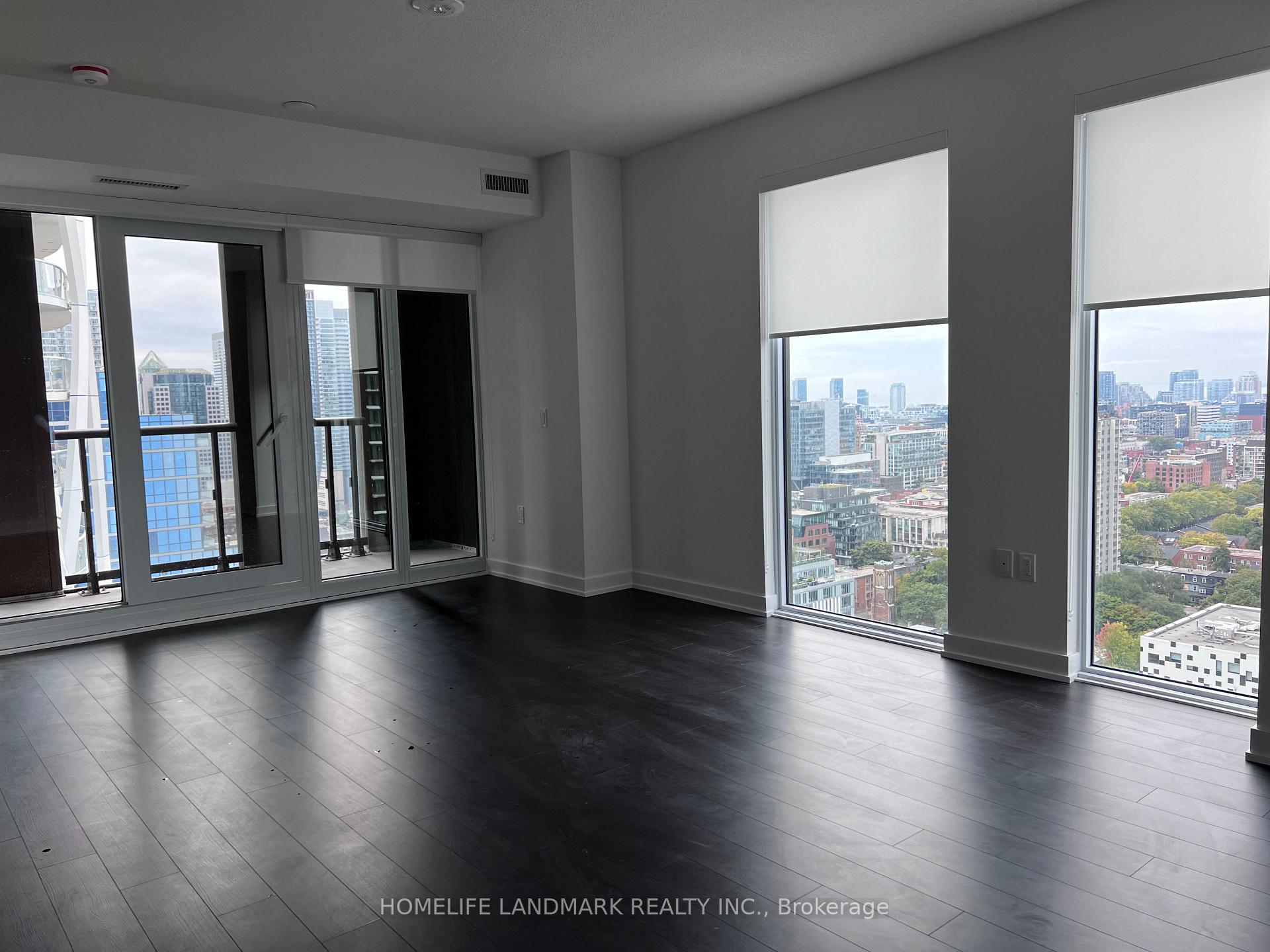 Photo 5 of Unit 2408, 238 Simcoe Street, Toronto, Kensington-Chinatown — HOMEH