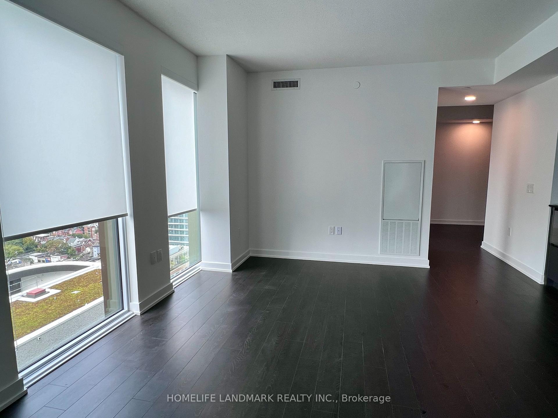 Photo 12 of Unit 2408, 238 Simcoe Street, Toronto, Kensington-Chinatown — HOMEH