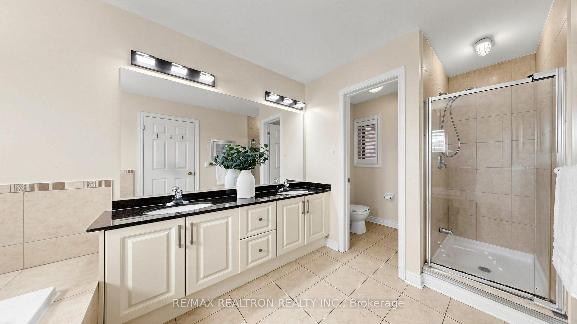 Photo 57 of 15 Edward Roberts Drive, Markham, Victoria Square — HOMEH