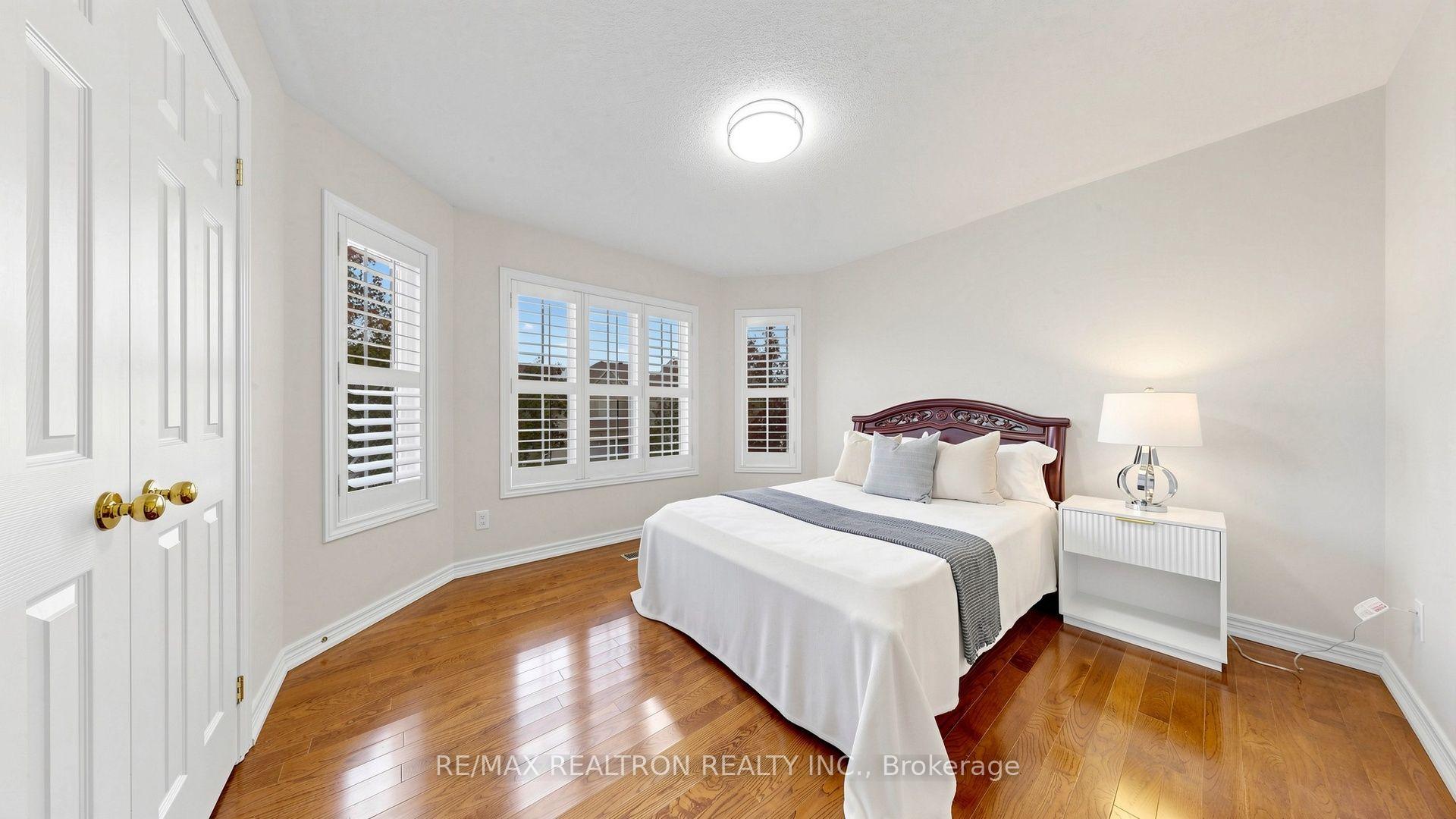 Photo 70 of 15 Edward Roberts Drive, Markham, Victoria Square — HOMEH